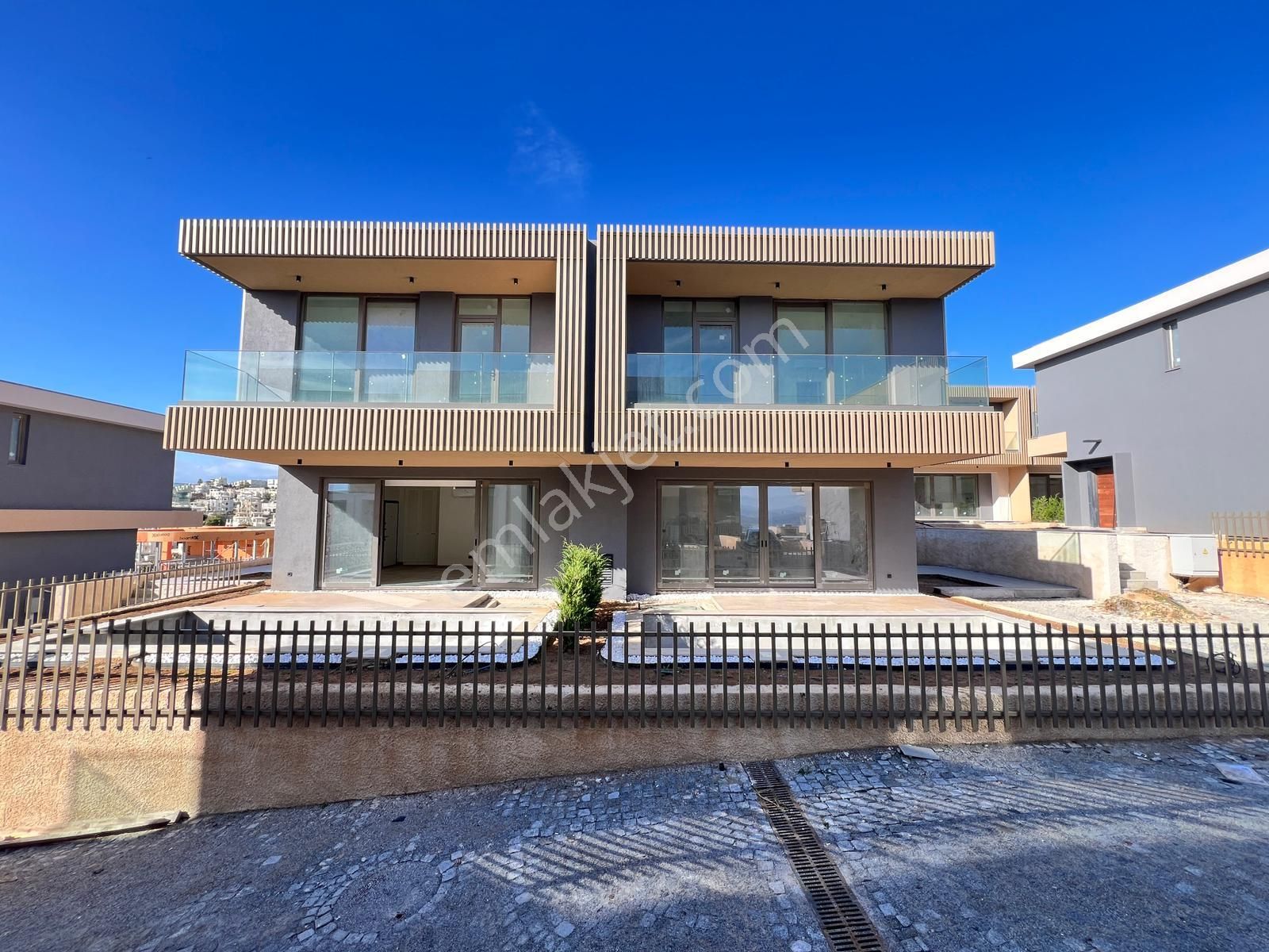 Bodrum Adabükü Sıfır | Müstakil Havuzlu 3+1 Dubleks Villa