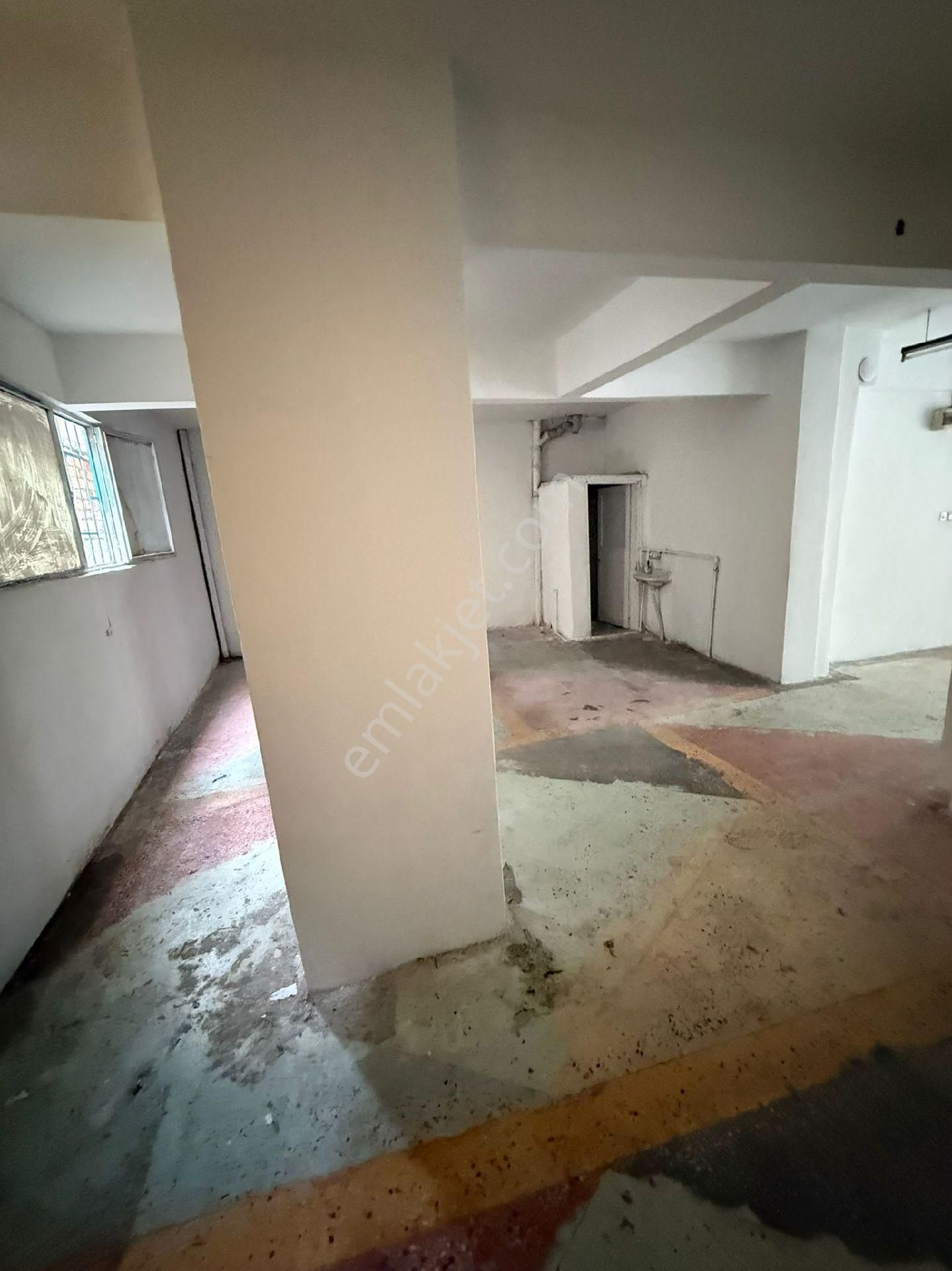 İkitelli Atatürk Mahallesinde 175m2 Kiralık İmalathane Depolamaya Market - Görsel 4