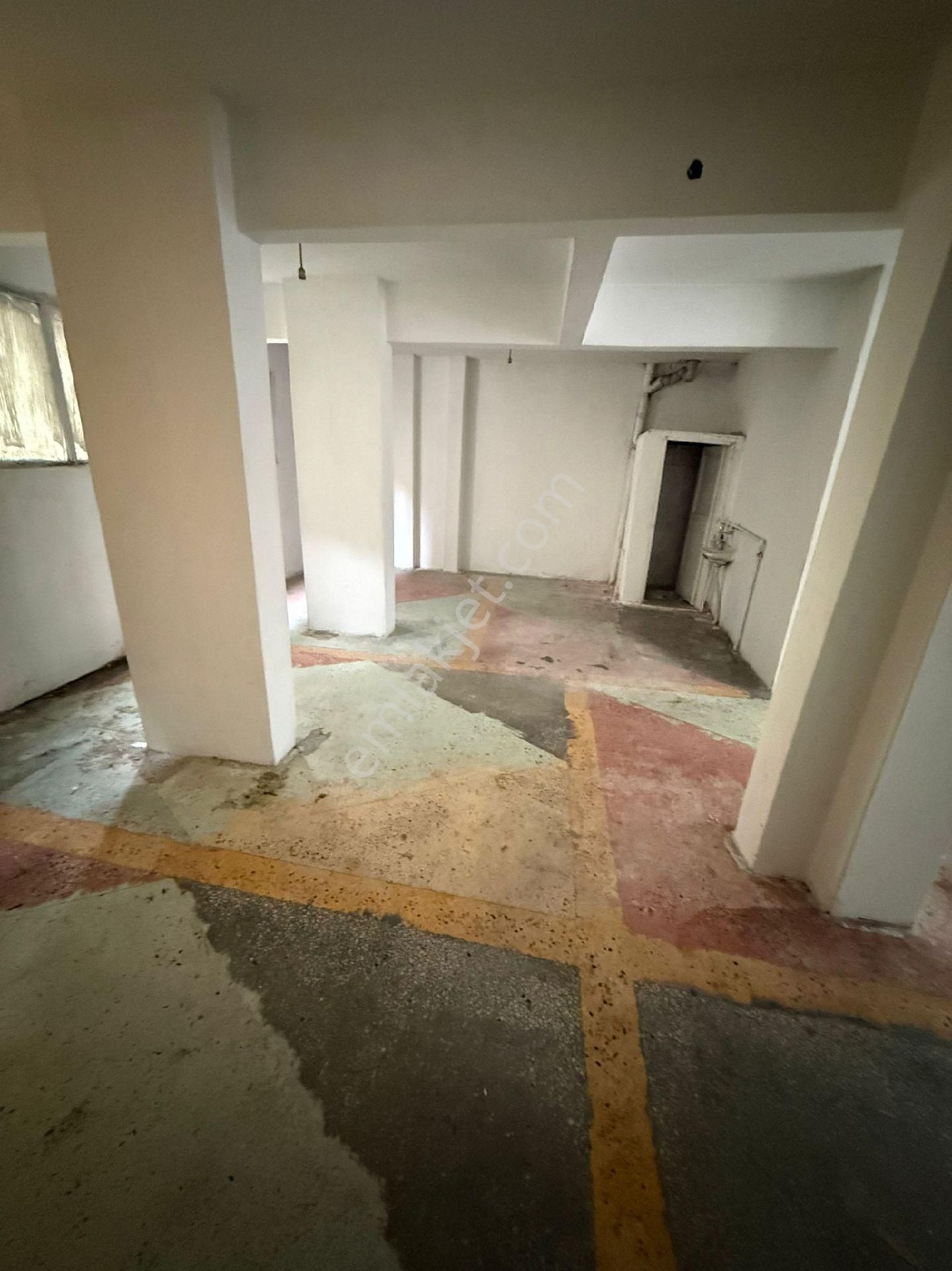 İkitelli Atatürk Mahallesinde 175m2 Kiralık İmalathane Depolamaya Market - Görsel 6
