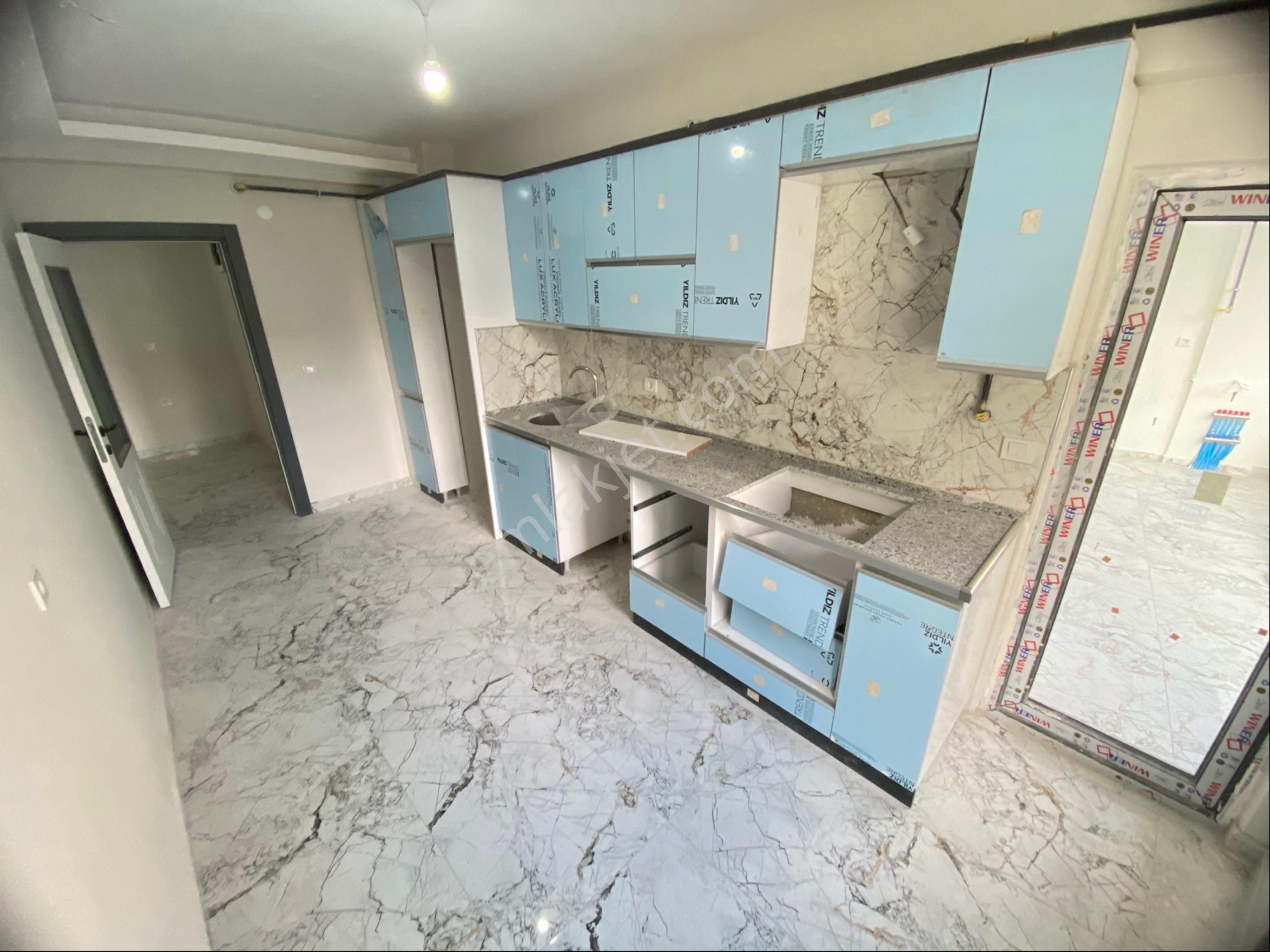 Furkan Emlaktan Yaşardoğu Mh 2.kat 2+1 110m2 Ebeveyn Banyolu Sıfır Fırsat Daire