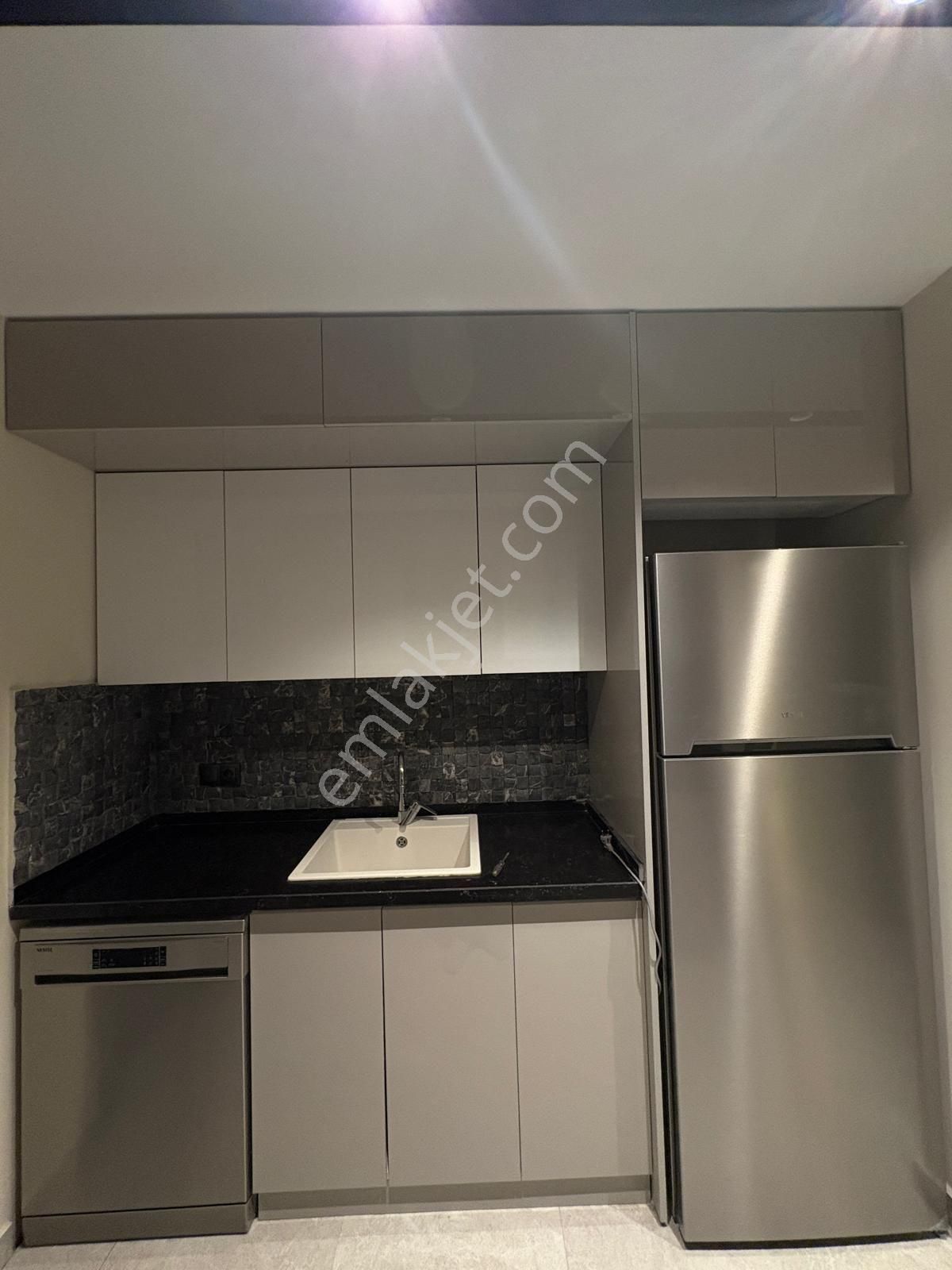 Aydın Kuşadası Davutlar Mahallesi'nde Giriş Katı Satılık 2+1 Daire - Görsel 5