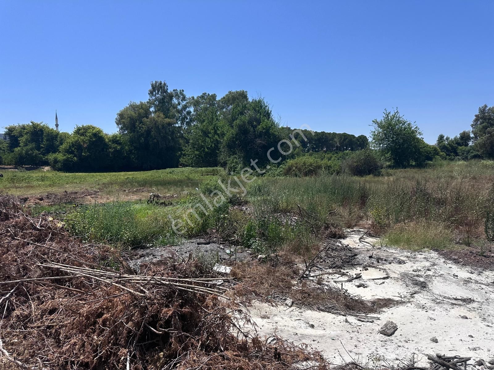 Boğazkentte İmar İçerisinde Çekmeleri Yapılmış Satılık Arsa - Görsel 3