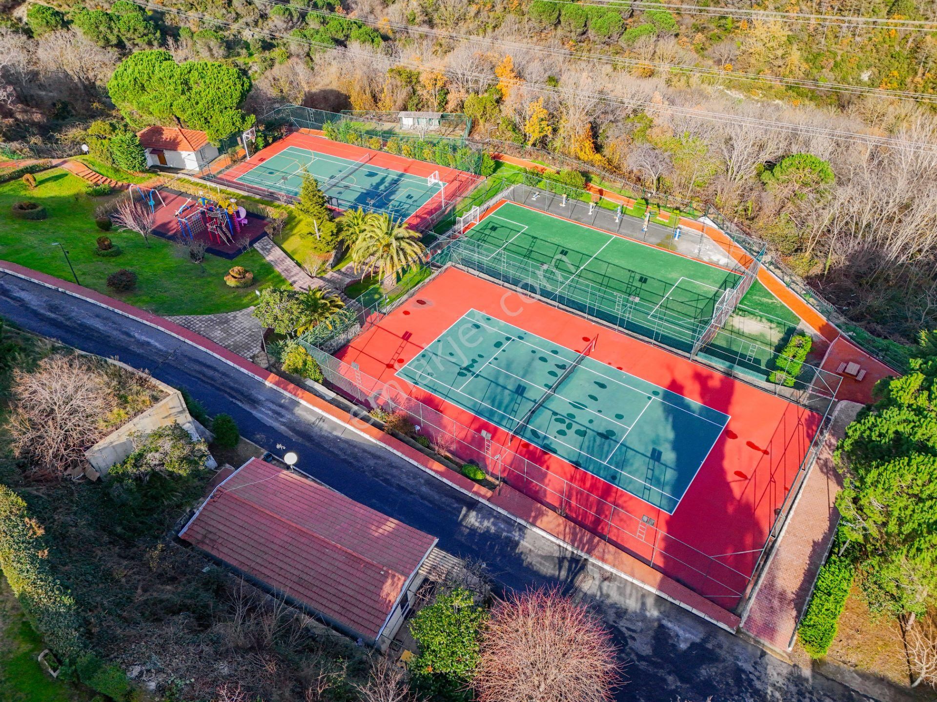 Sarıyer Yeni Dostlar Sitesi Orman Manzaralı Müstakil Villa - Görsel 33