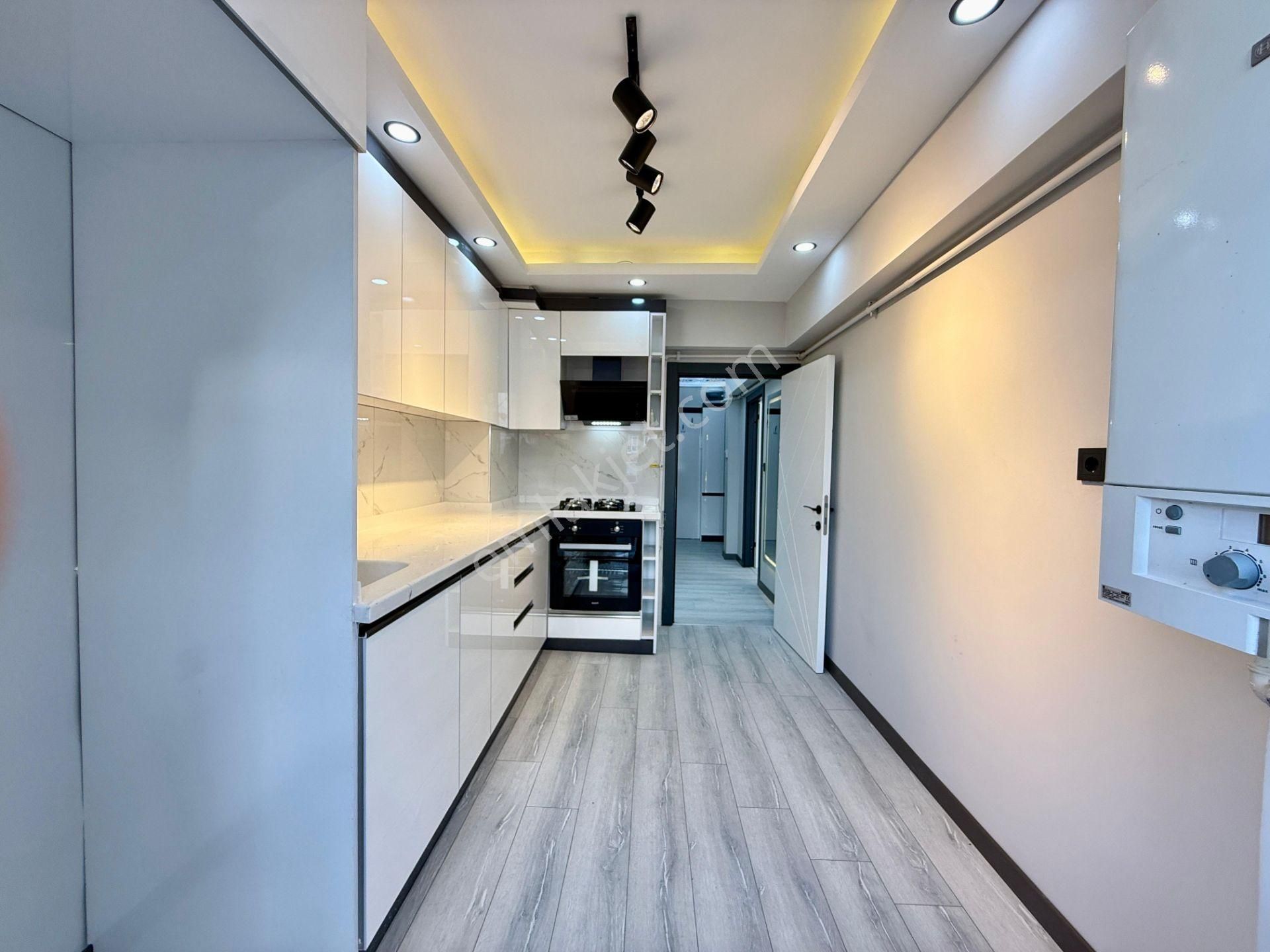 Kalecik Emlak'tan Fatih Mah.g.b Cephe Full Yapılı 3+1 1.kat 130m² - Görsel 3