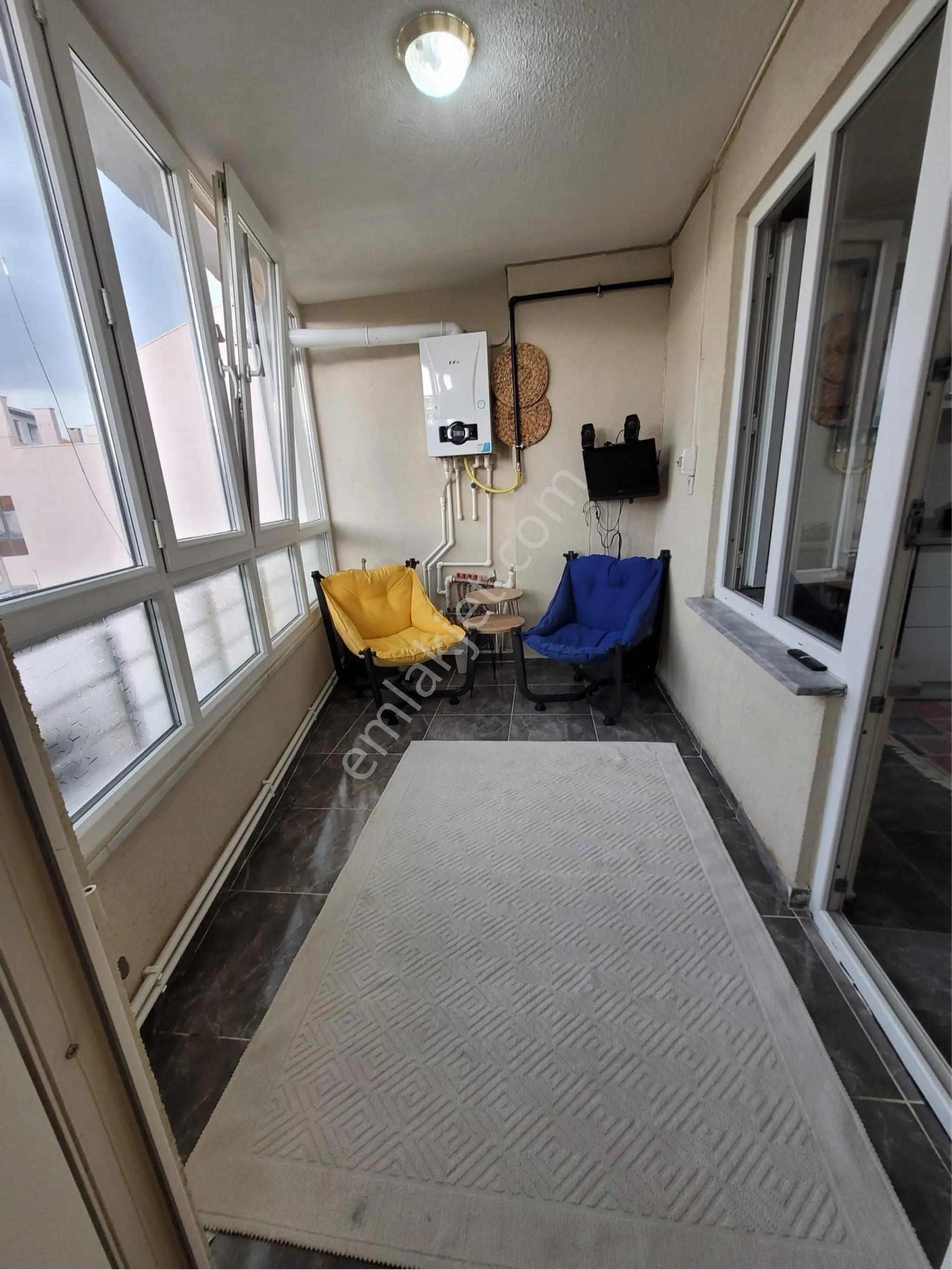 Şarköy Camikebir Mh. Merkezde İyi Konumda Geniş Kapalı Balkon Yazlık Kışlık Daire Satılık - Görsel 3