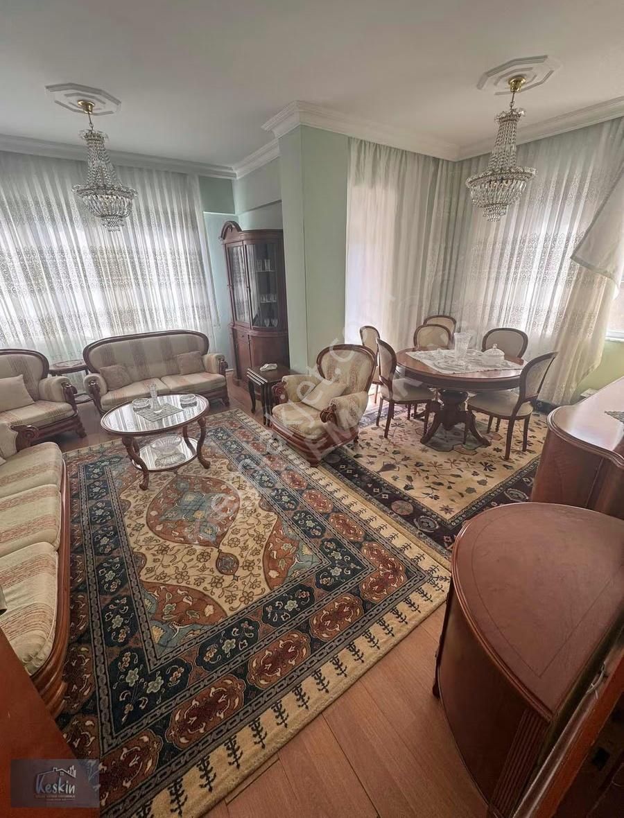 Keskin Emlaktan Yıldız Mah. 4 Cepheli Geniş 3+1 Satılık Daire