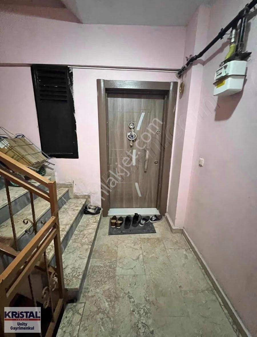 Gaffar Okkan Caddesinde 2+1 Satılık Arakat Daire - Görsel 14