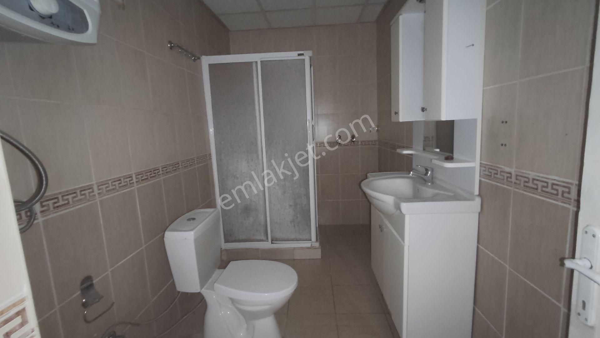 Karşıyaka Aksoy Mahallesinde Kiralık Geniş 2+1 Daire Cb Ph - Görsel 9