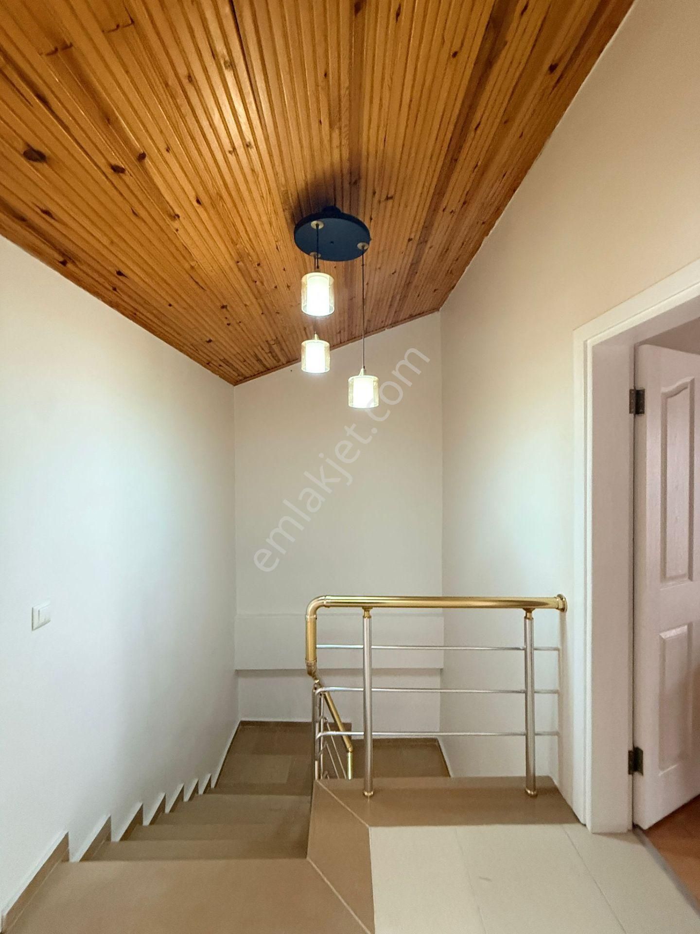 İhsaniye Mahallesi’nde Geniş Ve Kullanışlı 3+1 Dubleks Daire - Görsel 30