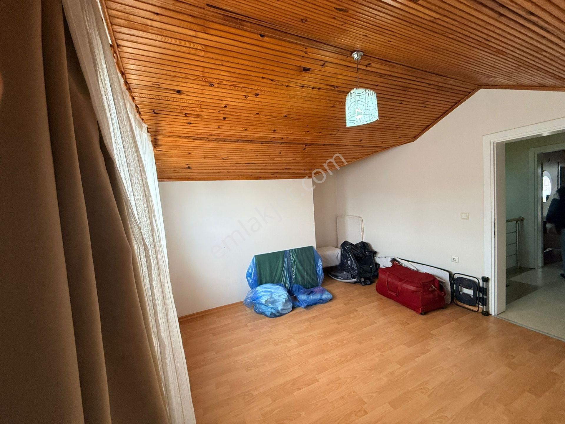 İhsaniye Mahallesi’nde Geniş Ve Kullanışlı 3+1 Dubleks Daire - Görsel 28