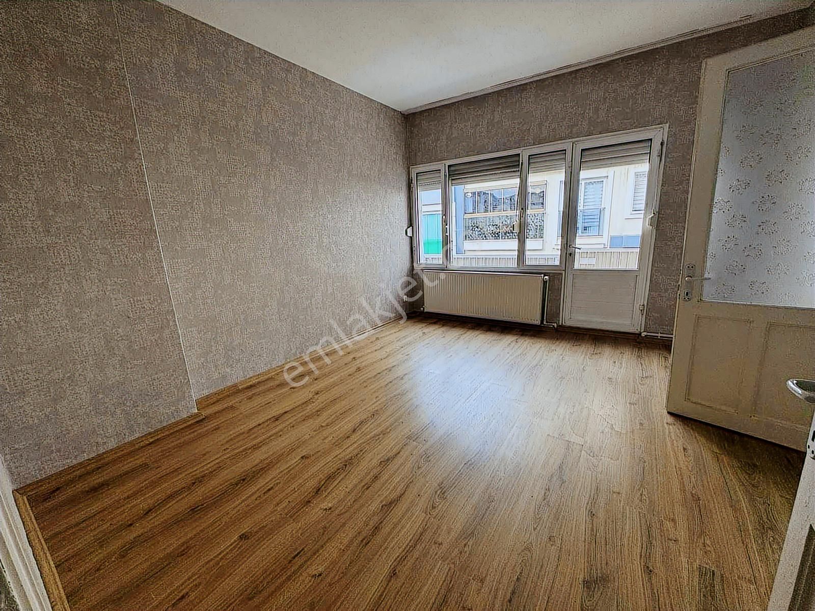 Bayraklı Fuat Edip Baksı Düzlükte 3+1 Doğalgazlı Kiralık Daire - Görsel 8