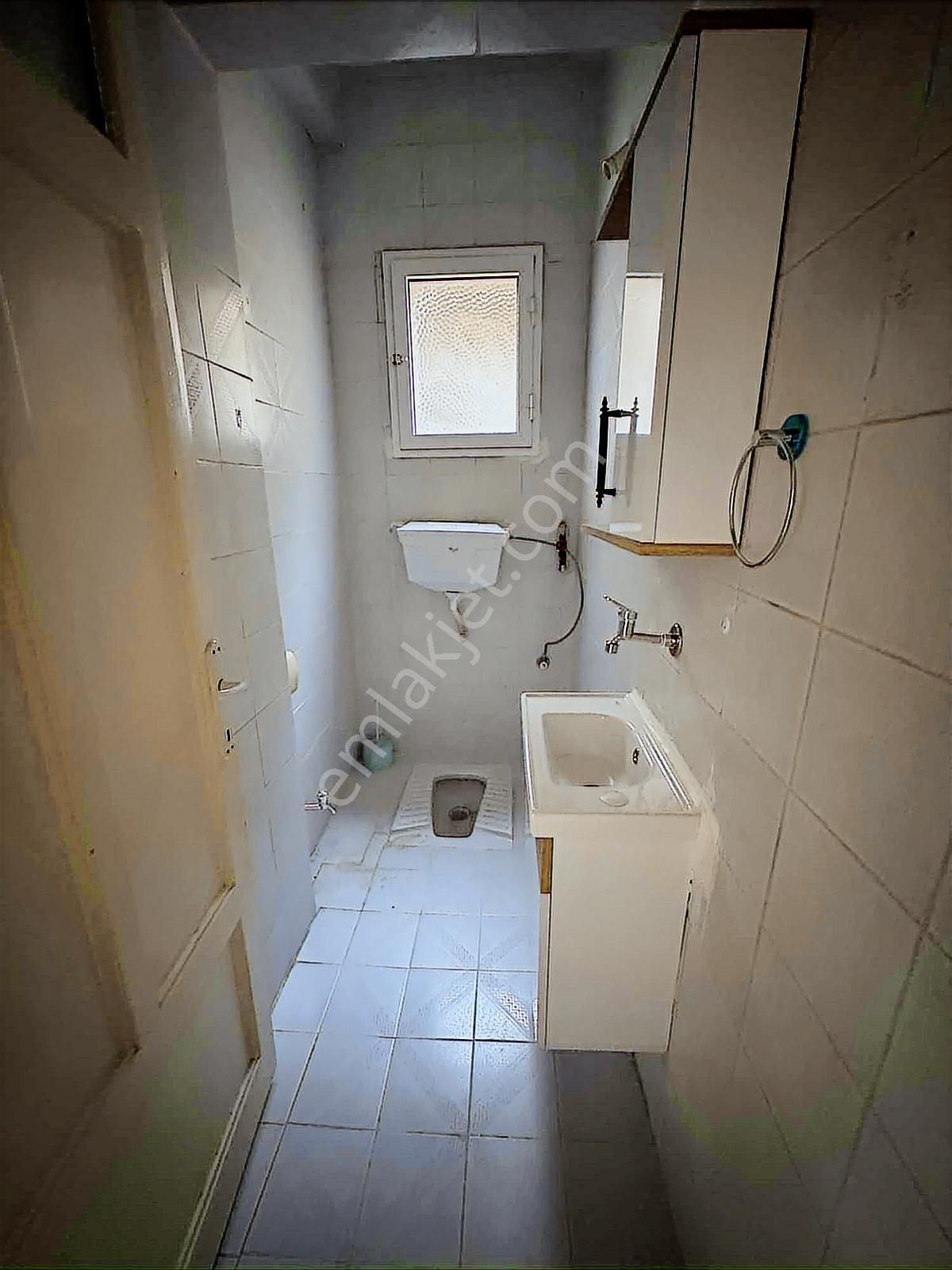 Bayraklı Fuat Edip Baksı Düzlükte 3+1 Doğalgazlı Kiralık Daire - Görsel 4