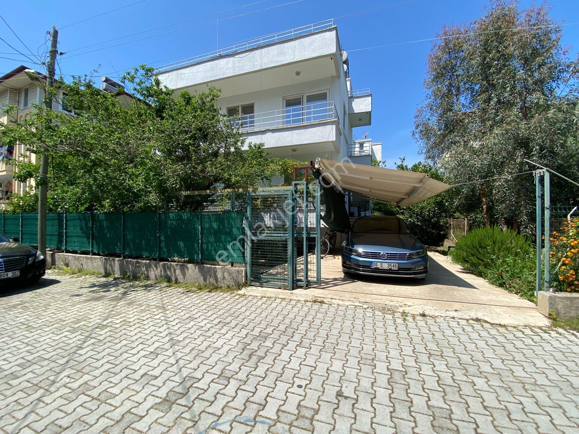 Konaklıda Satılık Müstakil Bahçeli