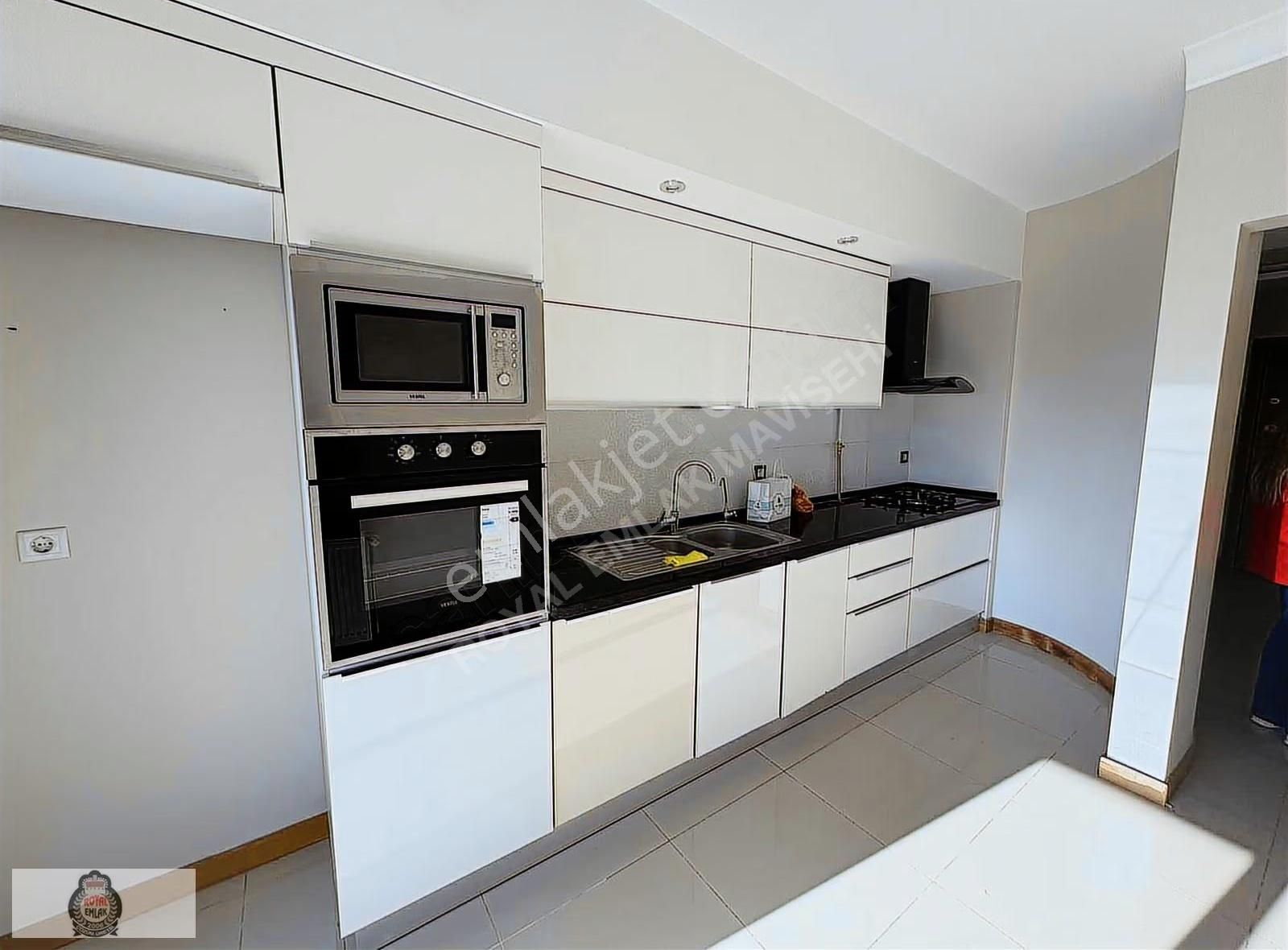 Ataşehir Bekişoğlu Rezidans'ta Kiralık Deniz Manzaralı 3+1 Daire - Görsel 15