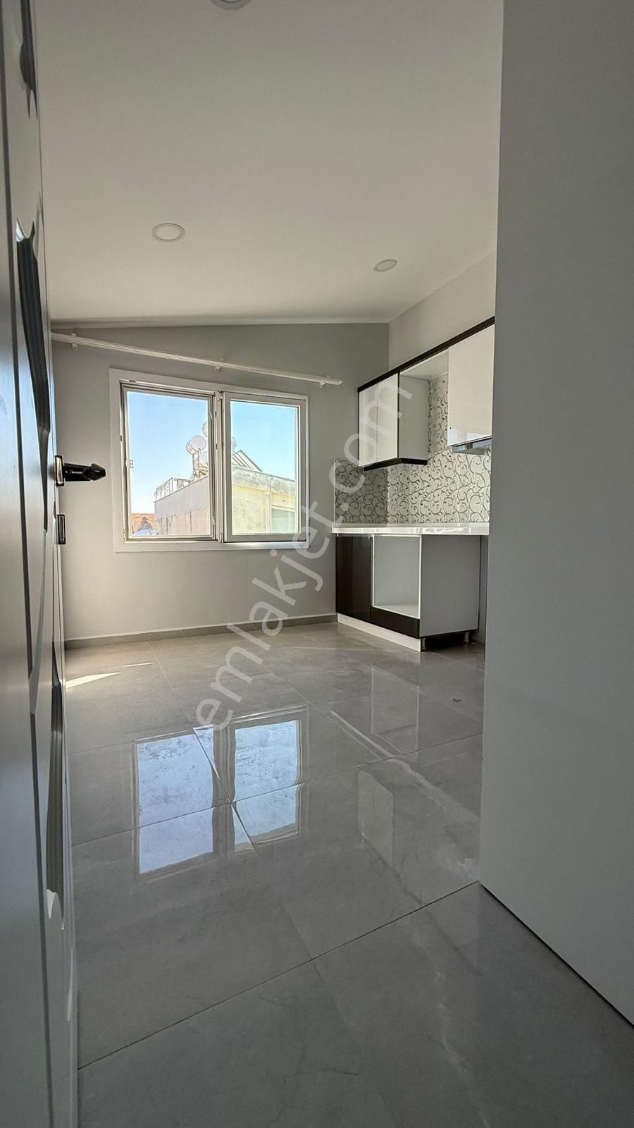 Didim Efeler Mahallesinde Satılık 3+1 Dubleks - Görsel 5