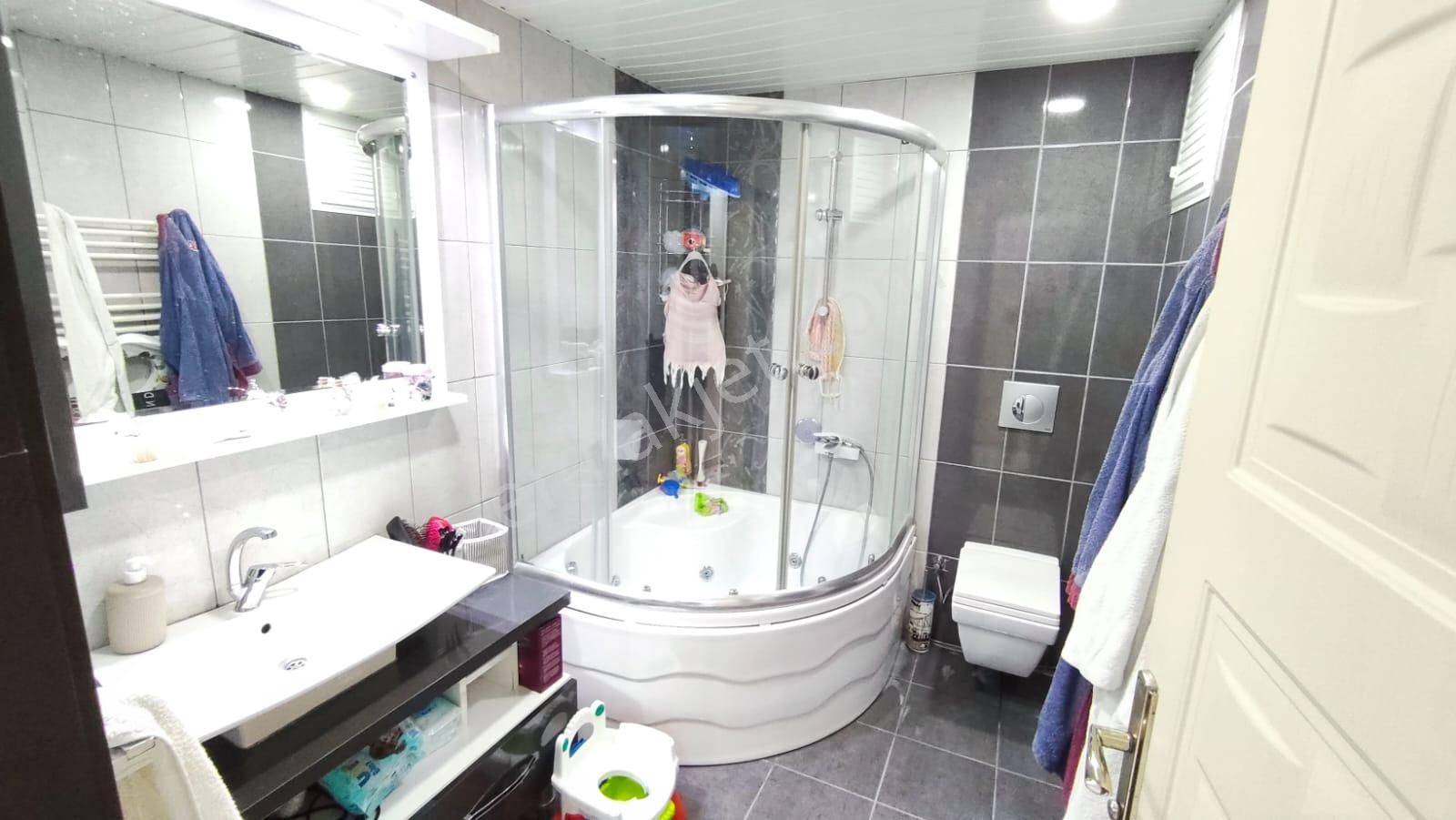 Mezitli Yeni Mah.de Denize Yürüme Mesafesin'de D.gazlı, Bağımsız Mutfaklı,geniş 3+1 Daire - Görsel 8