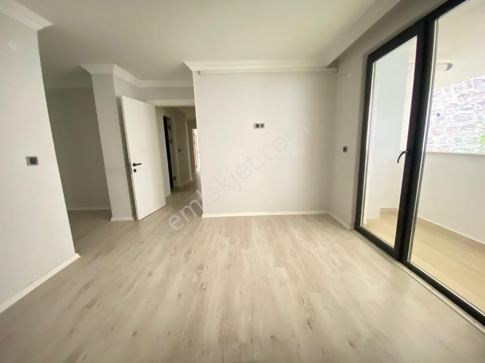 Söğütlü Mah. Mükemmel Konum Geniş Kiralık Daire - Görsel 9