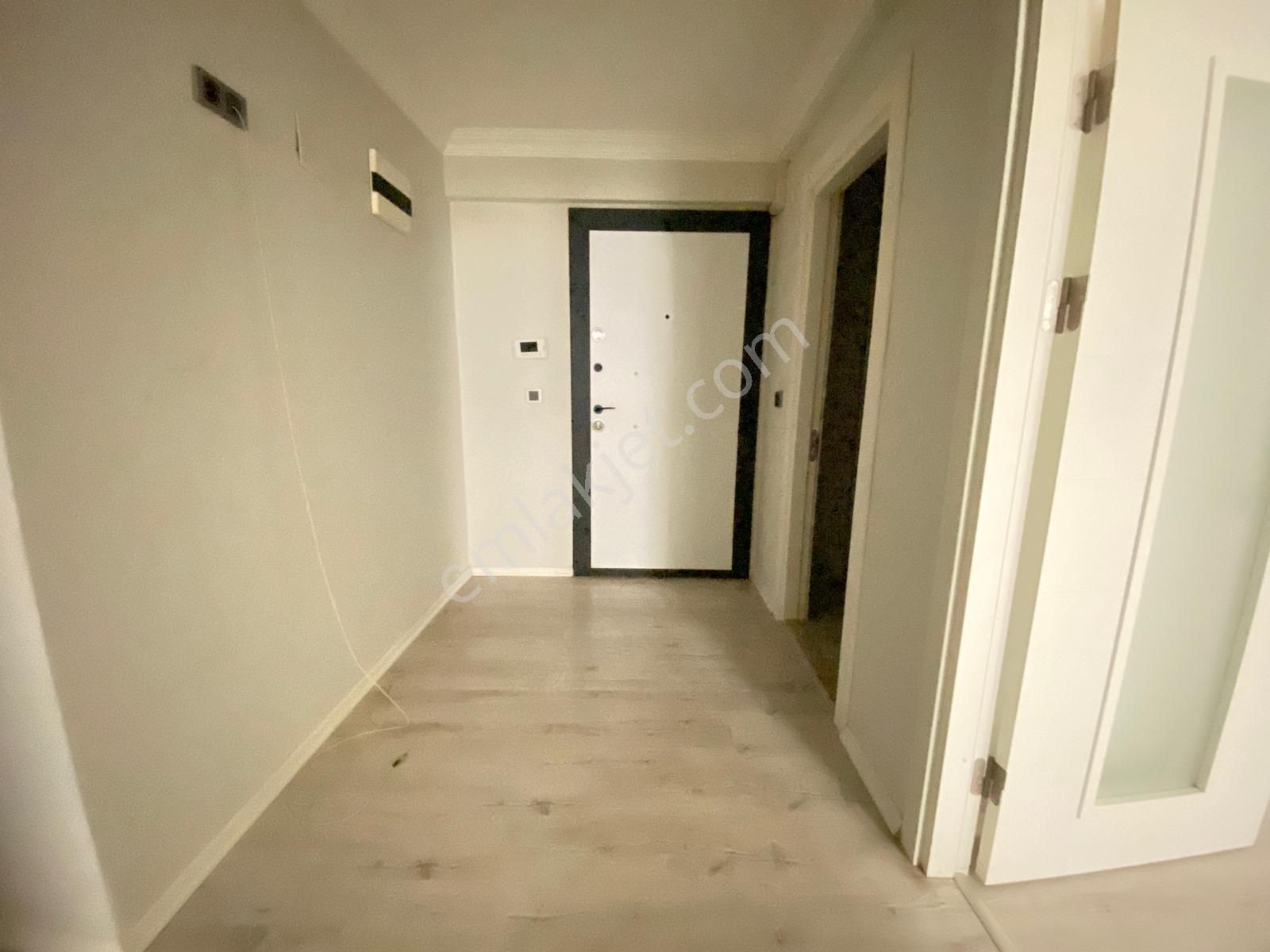 Söğütlü Mah. Mükemmel Konum Geniş Kiralık Daire - Görsel 18