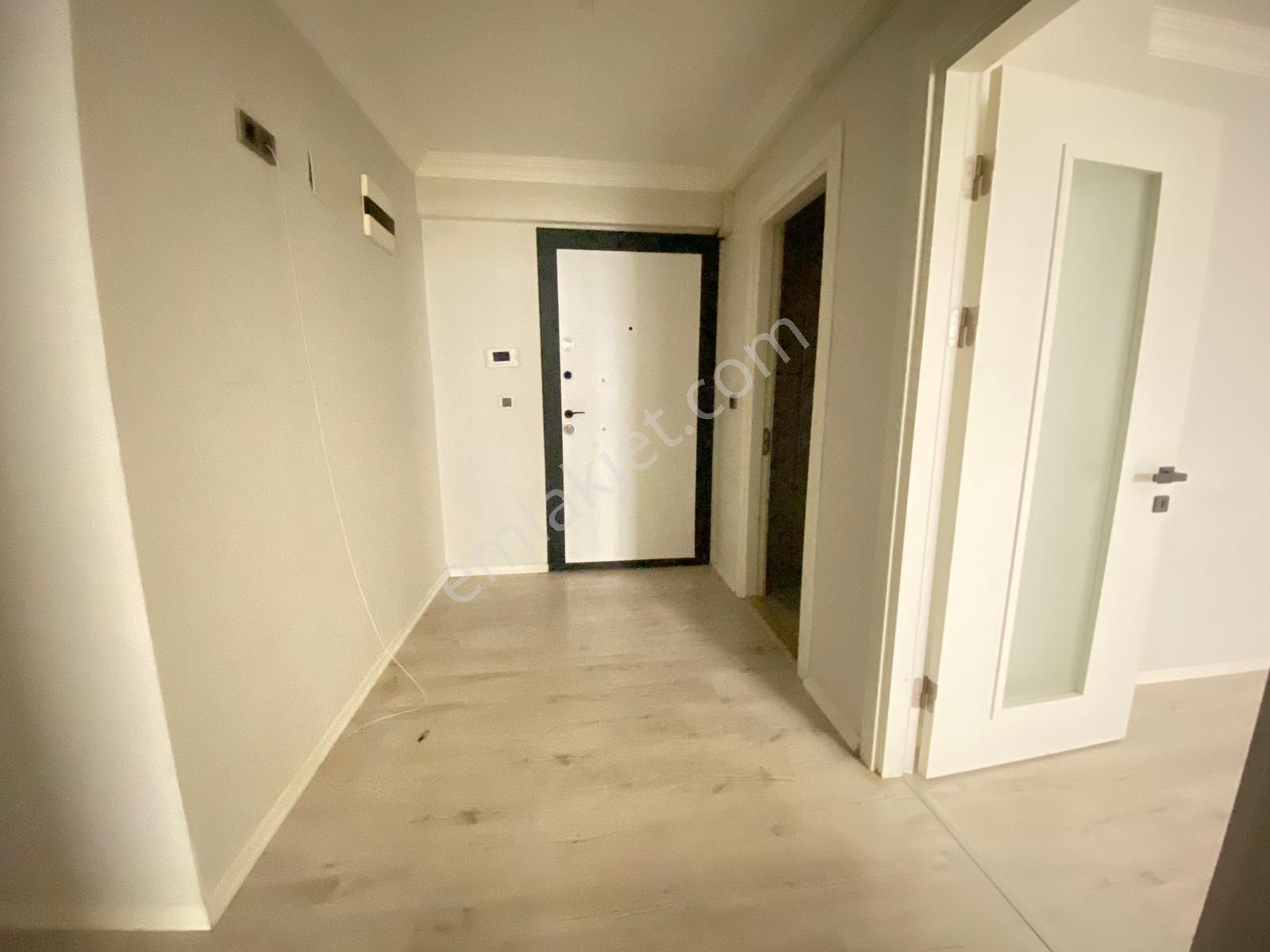 Söğütlü Mah. Mükemmel Konum Geniş Kiralık Daire - Görsel 16