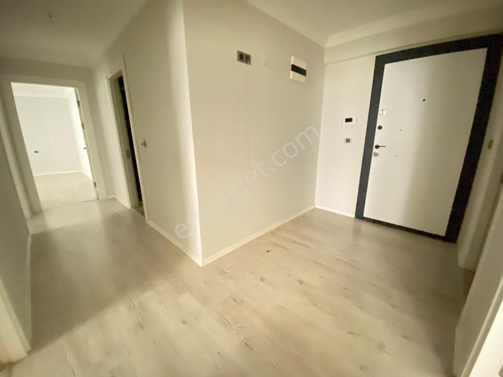 Söğütlü Mah. Mükemmel Konum Geniş Kiralık Daire - Görsel 19