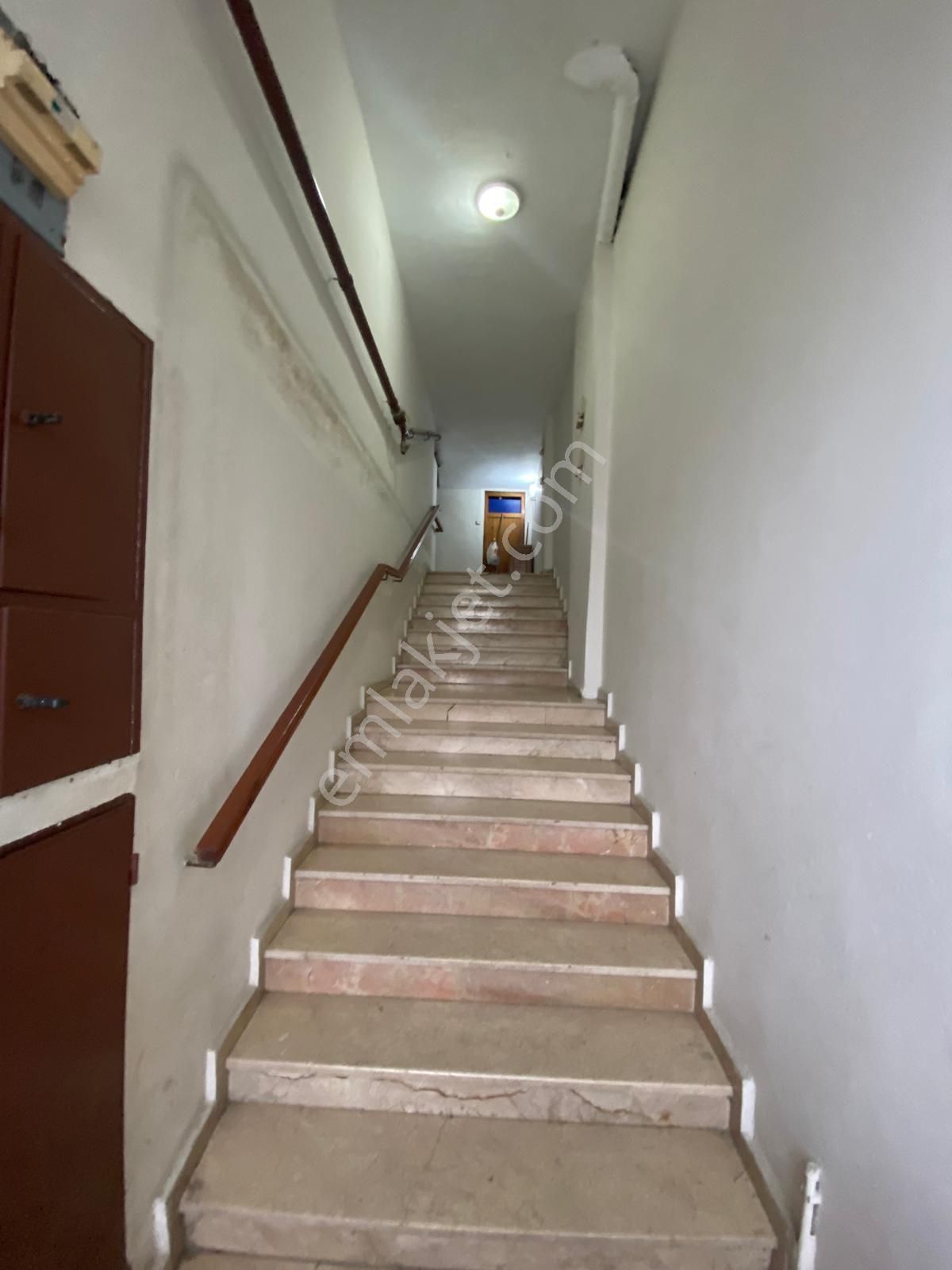 Trabzon'da Kiralık 2+1 Daire - Görsel 19