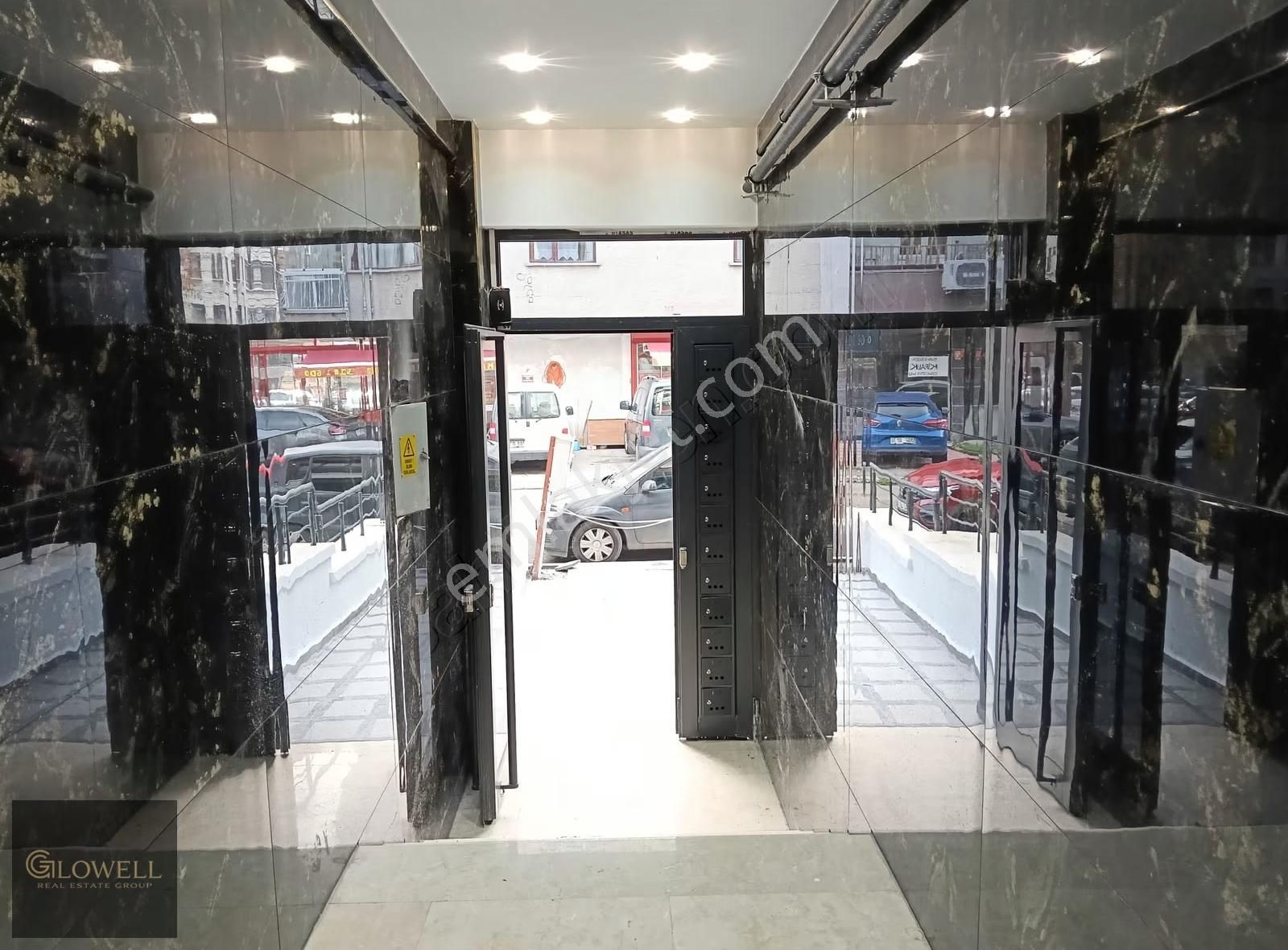 Yenimahalle Çarşı Caddesi'nde Sıfır Binada Kiralık 1+1 Ofis - Görsel 15