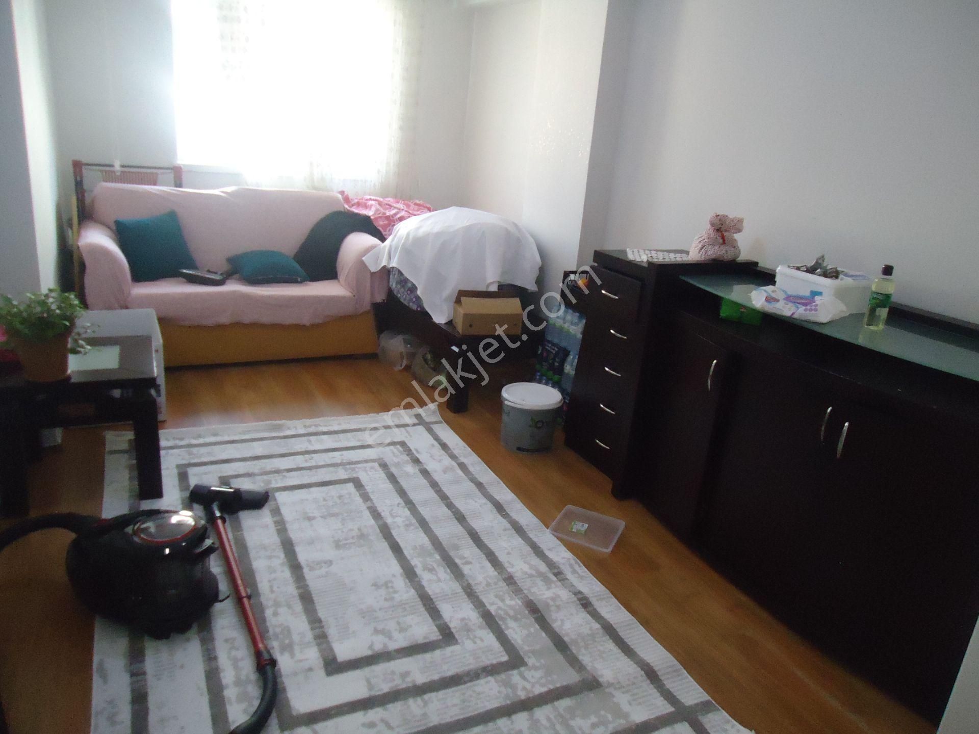 Krc'den Merkezi Konumda Asansörlü Satılık 3+1 Daire - Görsel 12