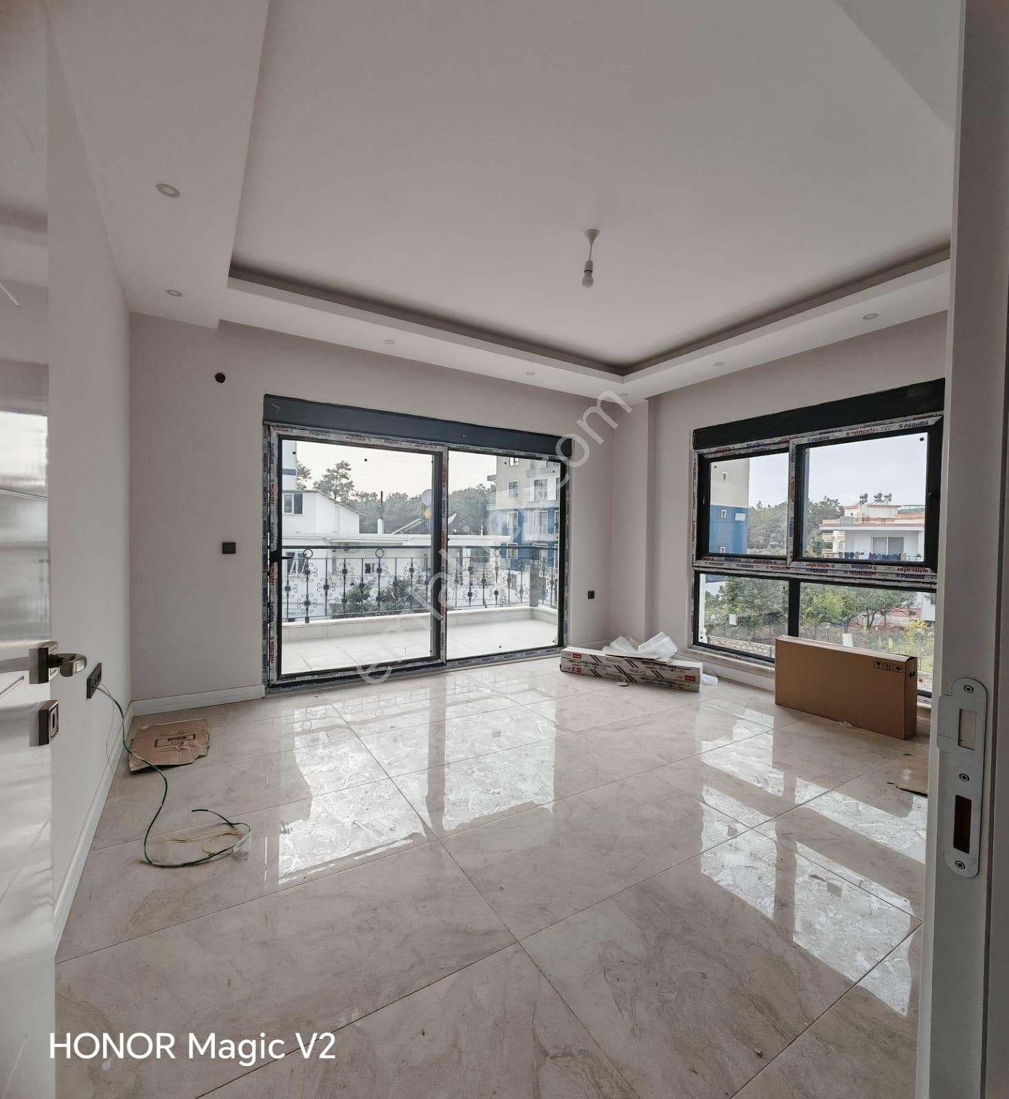 Avsallar Sıfır Site İçi 2+1 Boş Satılık