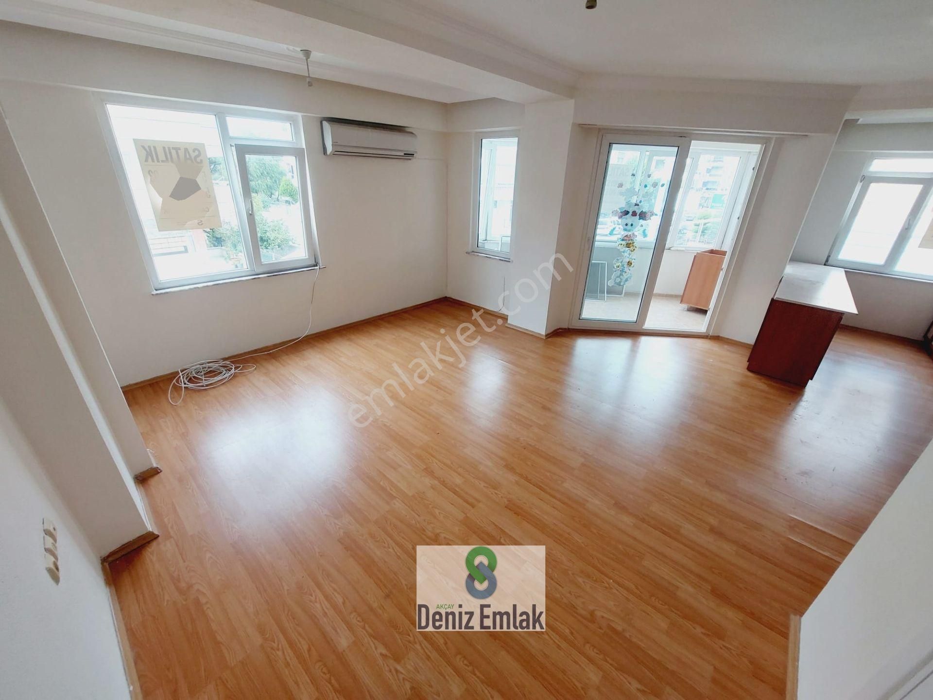 Denizden Akçayda Denize 100 M Öncephe Arakat Satılık 2+1 Daire. - Görsel 9