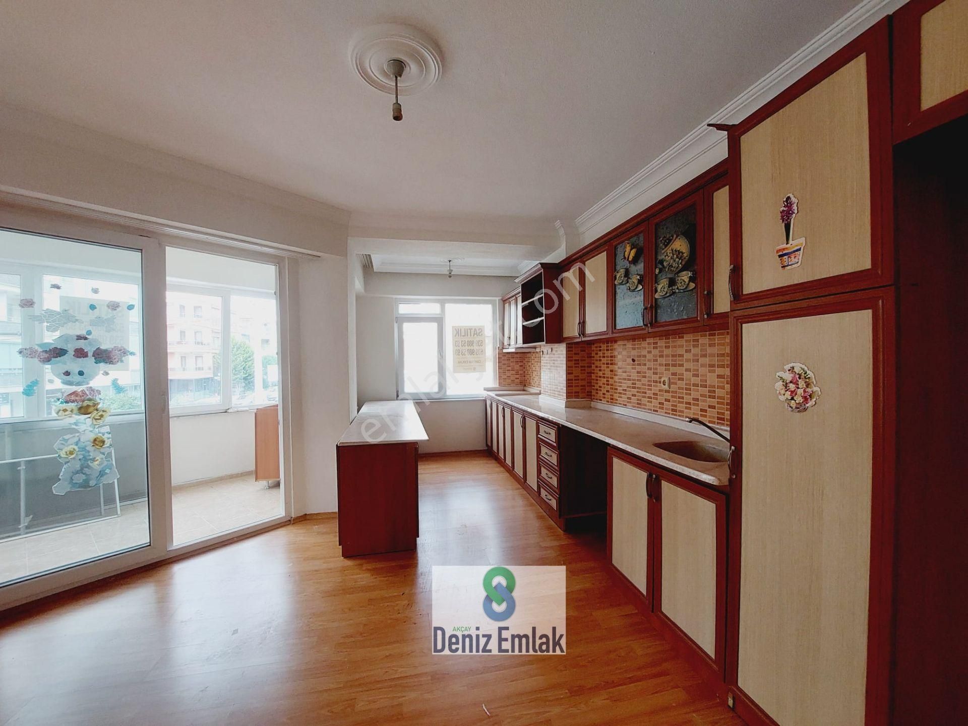 Denizden Akçayda Denize 100 M Öncephe Arakat Satılık 2+1 Daire. - Görsel 14
