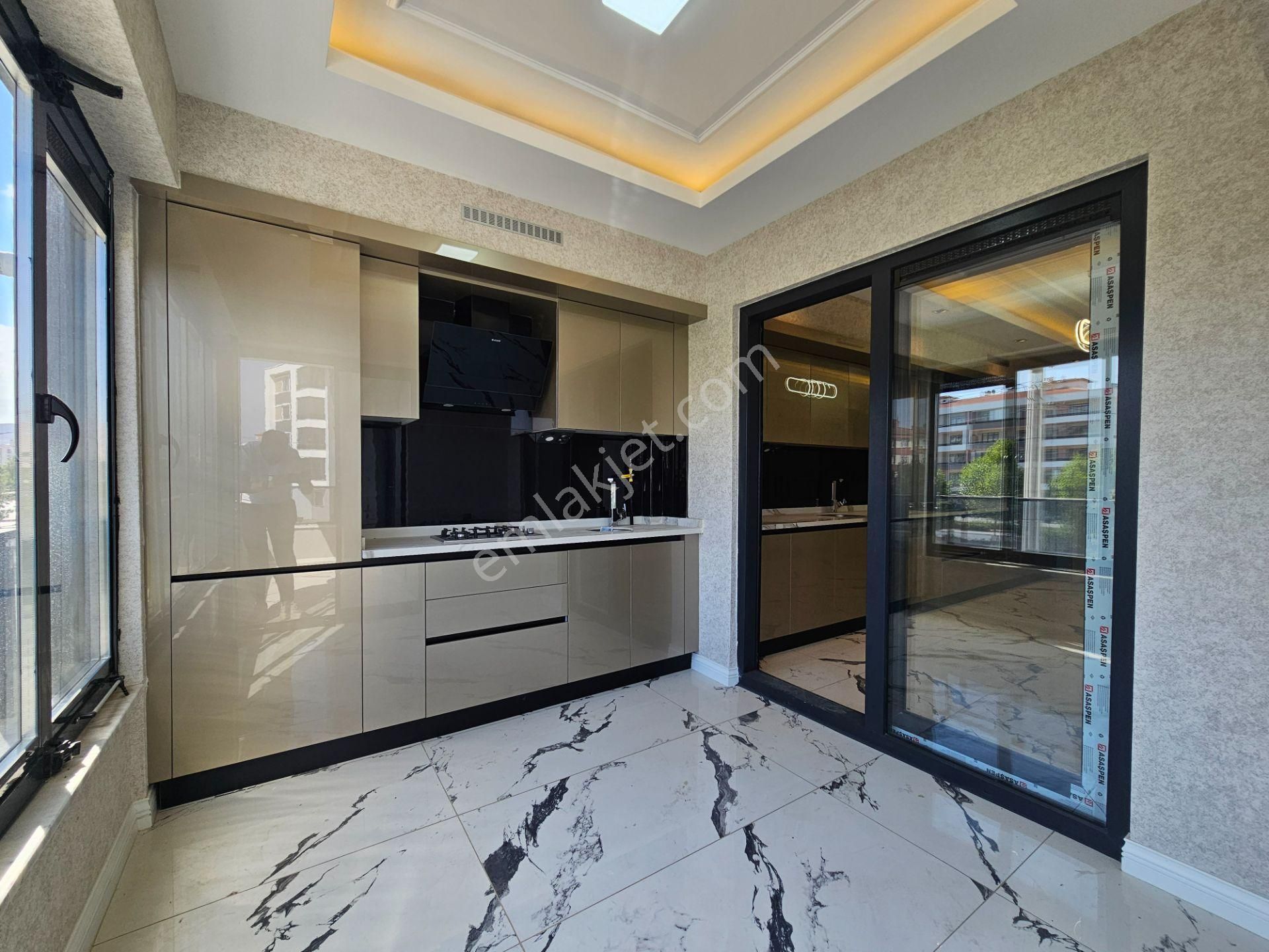 İşyapar Gayrimenkulden Selehattin Eyyübi Mah. Site İçi 4+1 Daire - Görsel 10