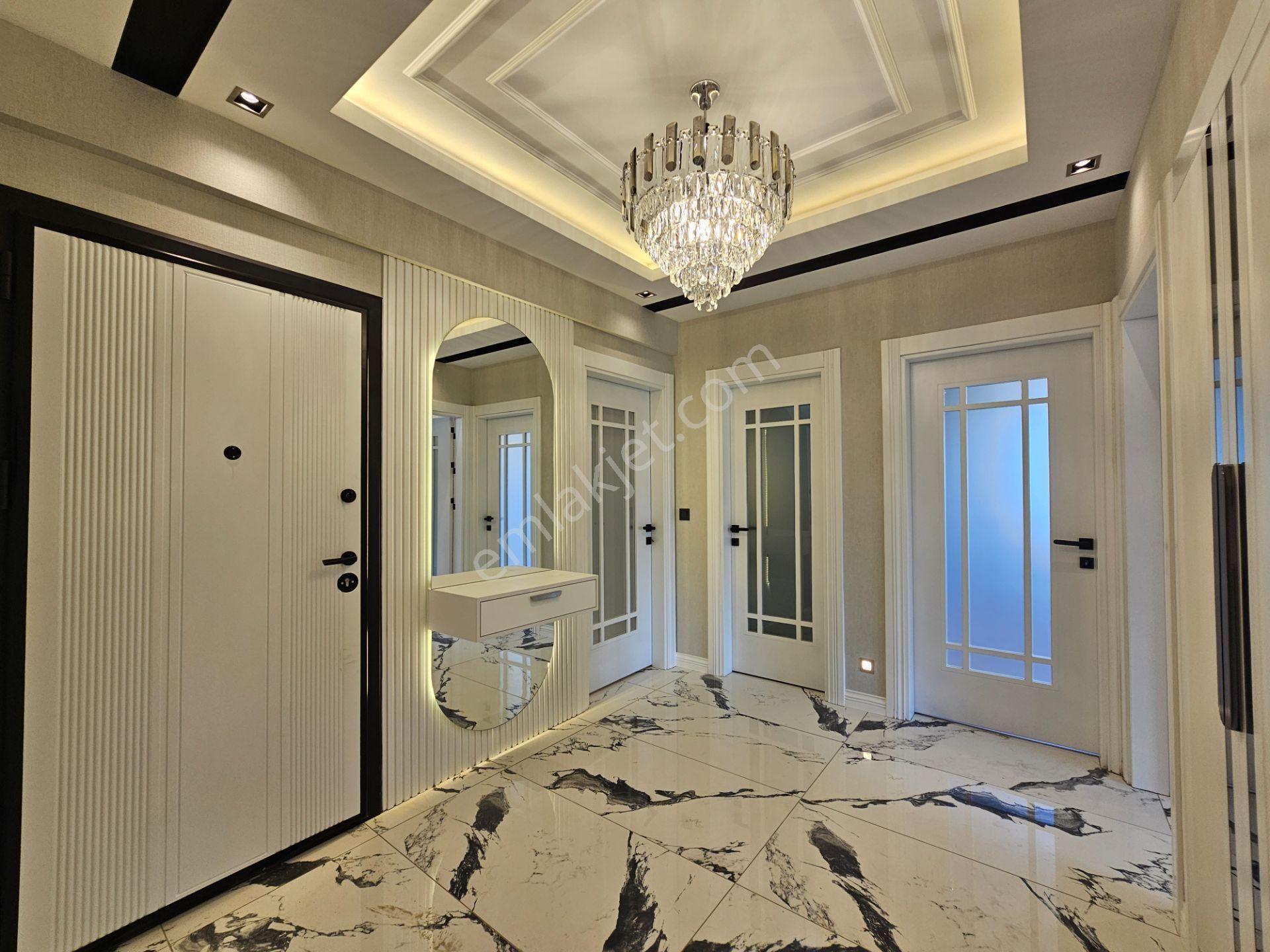 İşyapar Gayrimenkulden Selehattin Eyyübi Mah. Site İçi 4+1 Daire - Görsel 3