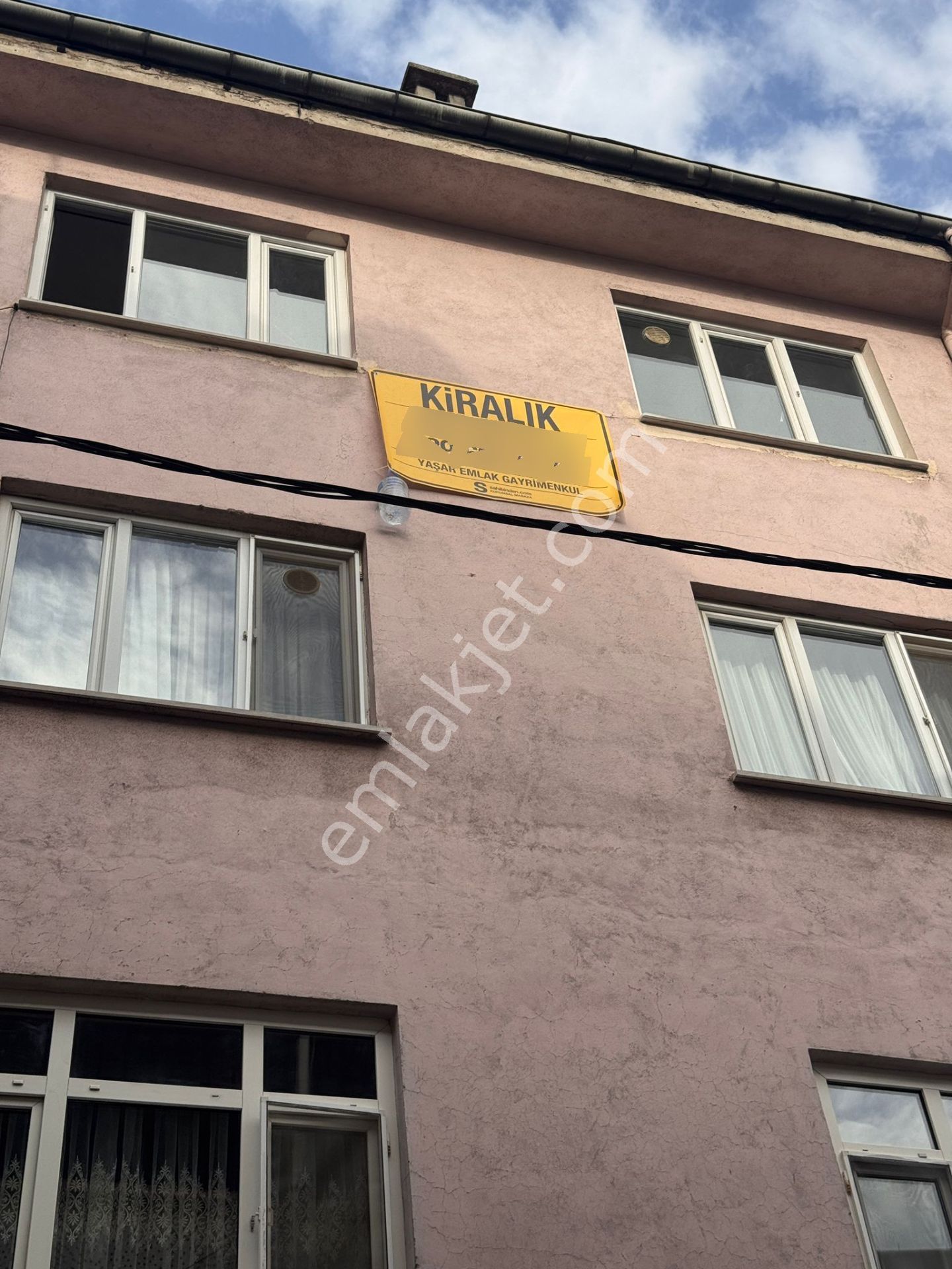 Şükraniye Mahallesinde Kiralık 2+1 Daire - Görsel 2