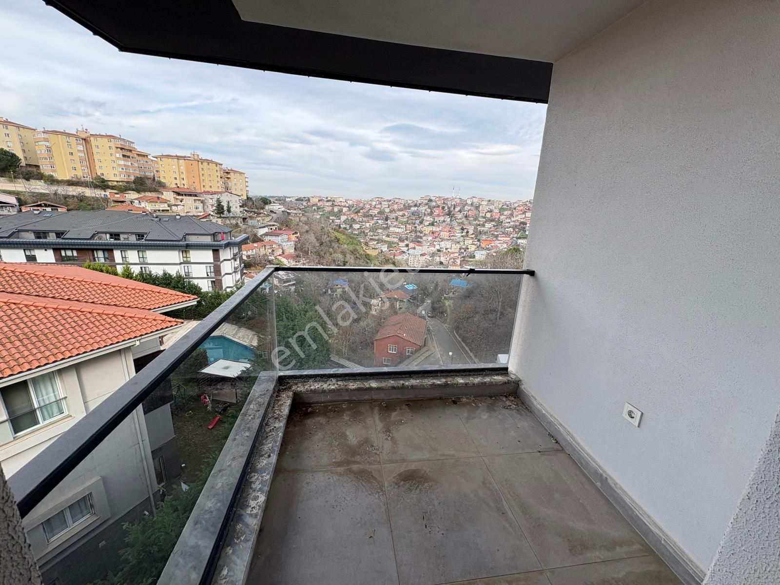 Çengelköy Bahçelievler 'de Geniş Teraslı 4+2 Dubleks Daire - Görsel 9