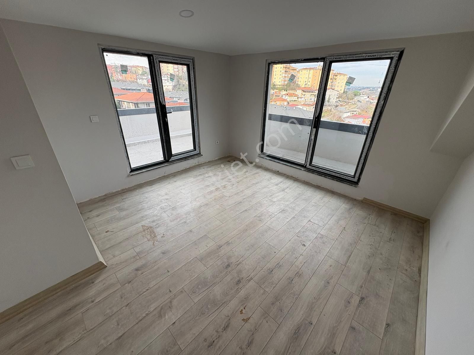 Çengelköy Bahçelievler 'de Geniş Teraslı 4+2 Dubleks Daire - Görsel 26