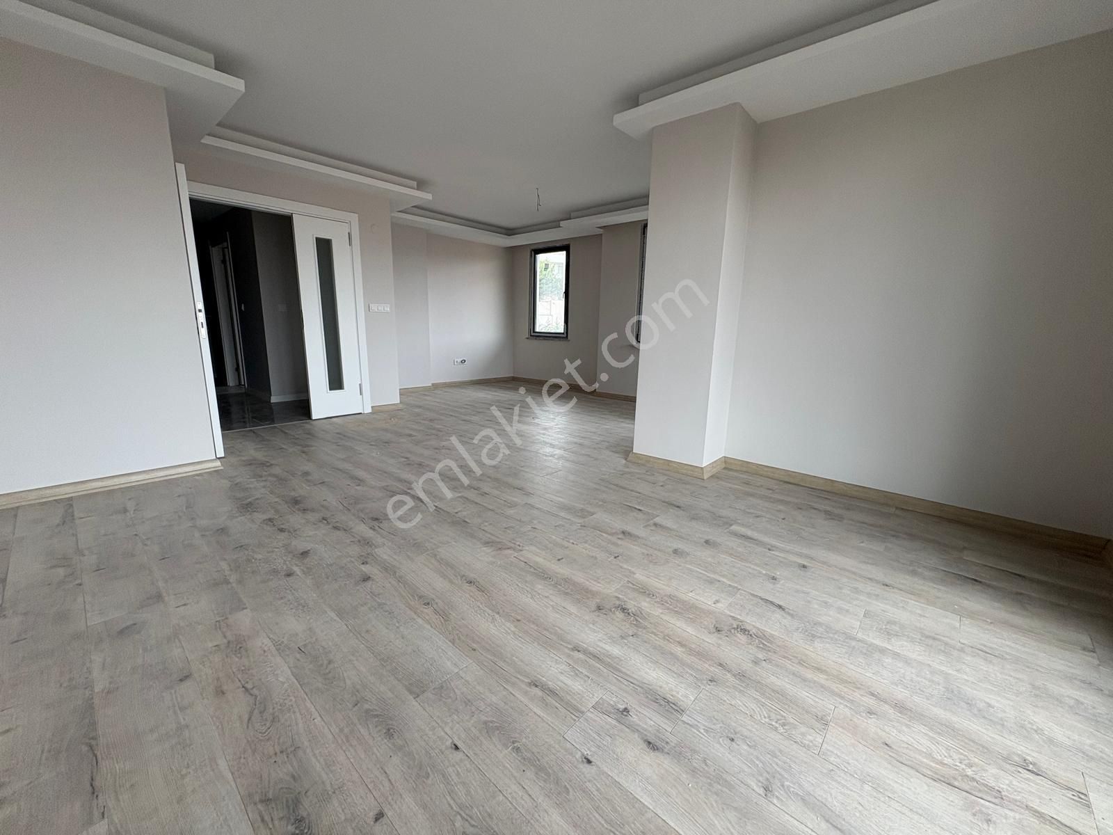 Çengelköy Bahçelievler 'de Geniş Teraslı 4+2 Dubleks Daire - Görsel 7