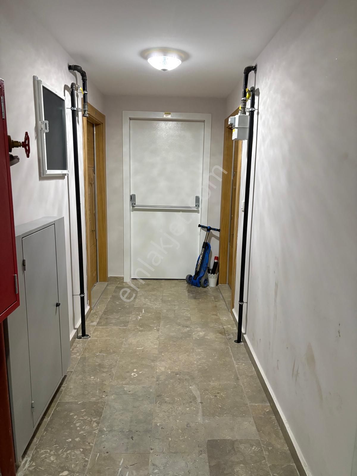 Çengelköy Bahçelievler 'de Geniş Teraslı 4+2 Dubleks Daire - Görsel 5