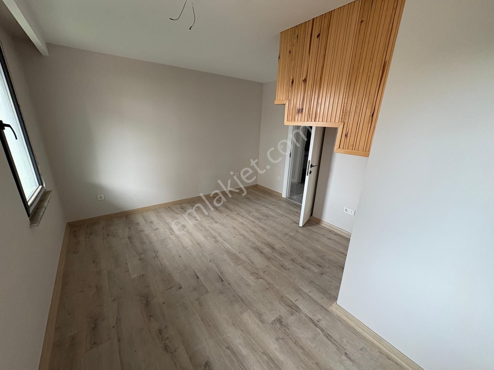 Çengelköy Bahçelievler 'de Geniş Teraslı 4+2 Dubleks Daire - Görsel 22