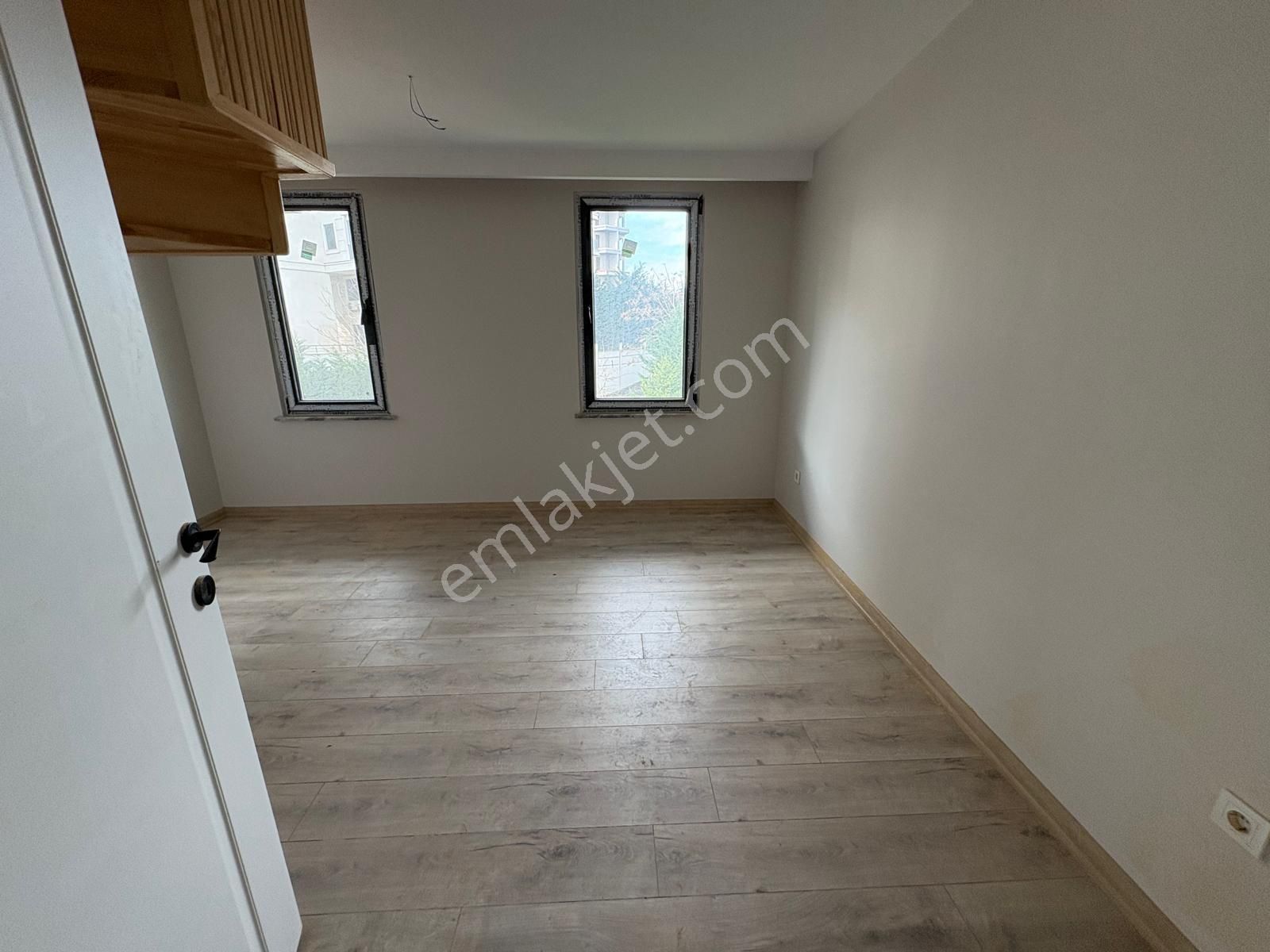 Çengelköy Bahçelievler 'de Geniş Teraslı 4+2 Dubleks Daire - Görsel 21