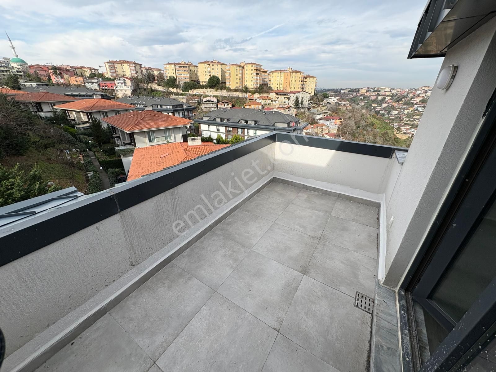 Çengelköy Bahçelievler 'de Geniş Teraslı 4+2 Dubleks Daire - Görsel 28