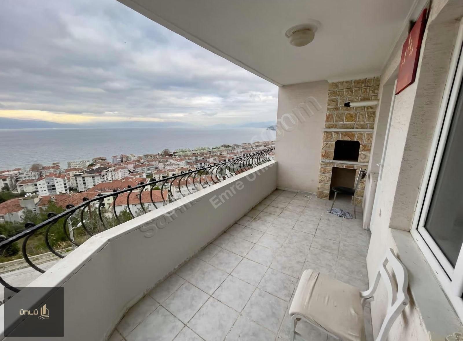 Emre Ünlü'den Havuz Ve Otoparklı Site'de Deniz Manzaralı 3+1 - Görsel 11