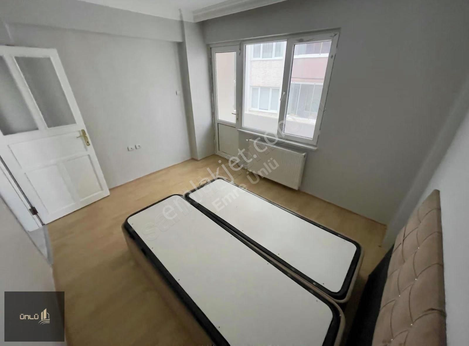 Emre Ünlü'den Havuz Ve Otoparklı Site'de Deniz Manzaralı 3+1 - Görsel 23