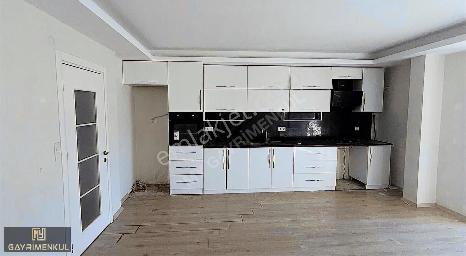 Atatürk Mahallesi'nde Bahçeli 3+1 Ebeveyn Banyolu Daire - Görsel 12