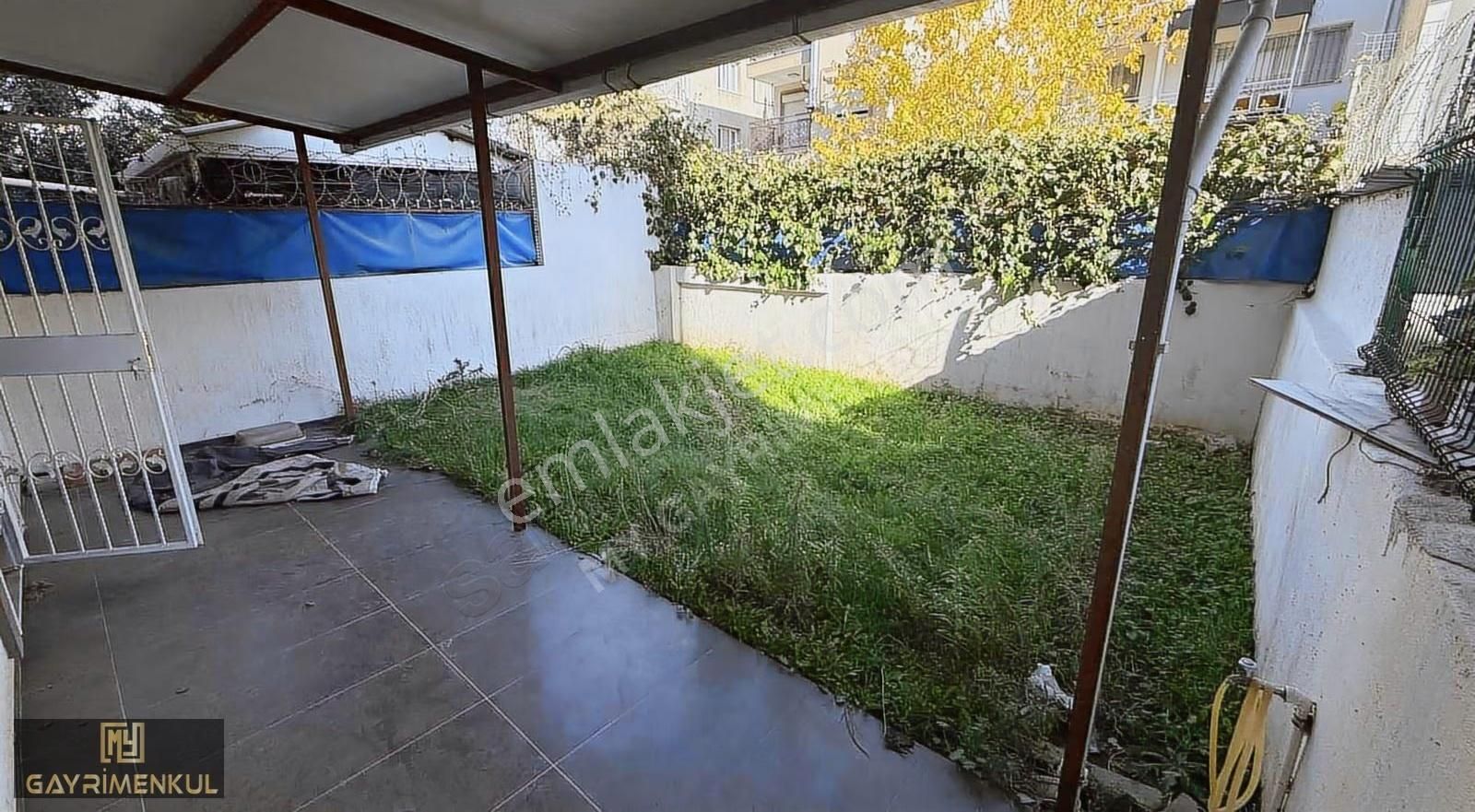 Atatürk Mahallesi'nde Bahçeli 3+1 Ebeveyn Banyolu Daire