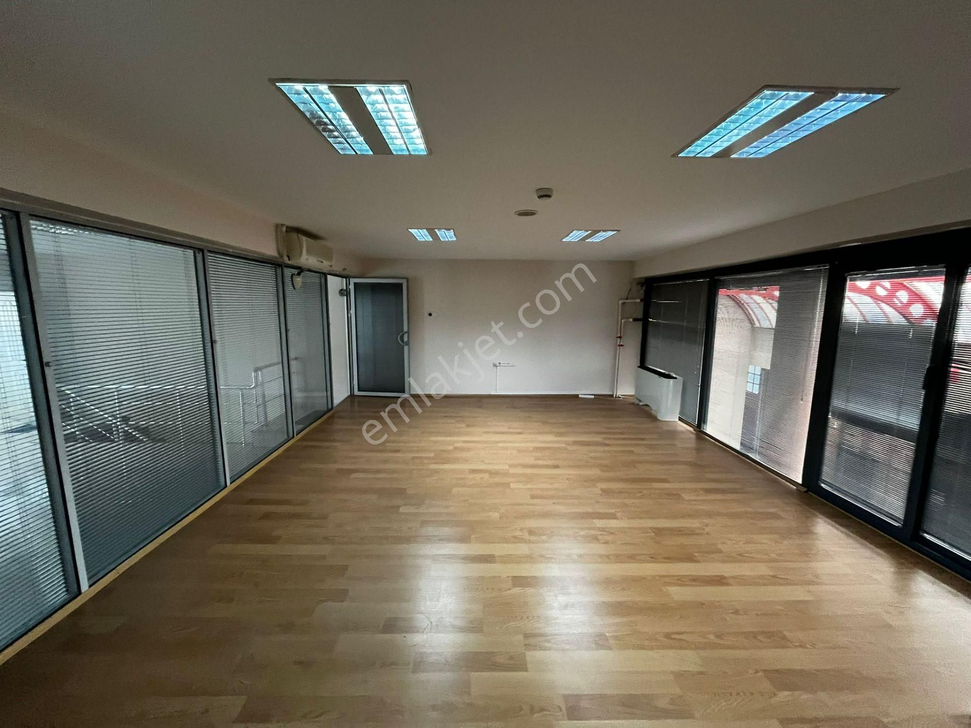 Koza Plazanın Yanında Lüks Yapılı Bölmeli 160m2 Kiralık İşyeri - Görsel 20