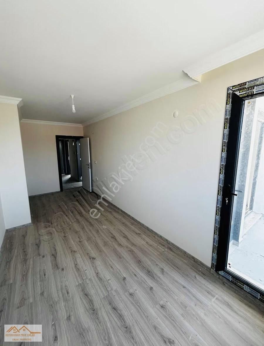 Okul Karşısı 2+1 Sıfır Bahçeli Taşınmaya Hazır Fırsat Daire - Görsel 3