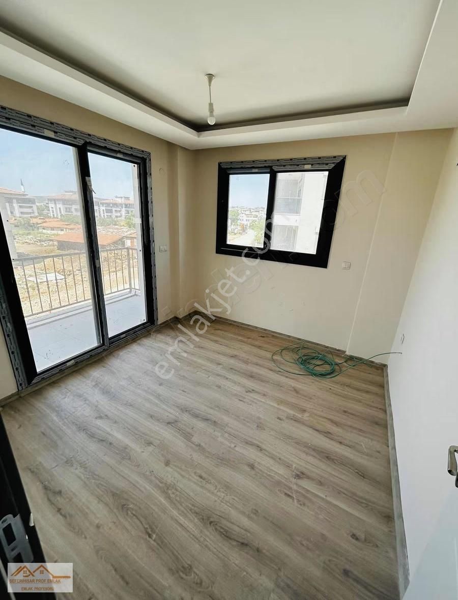 Okul Karşısı 2+1 Sıfır Bahçeli Taşınmaya Hazır Fırsat Daire - Görsel 15