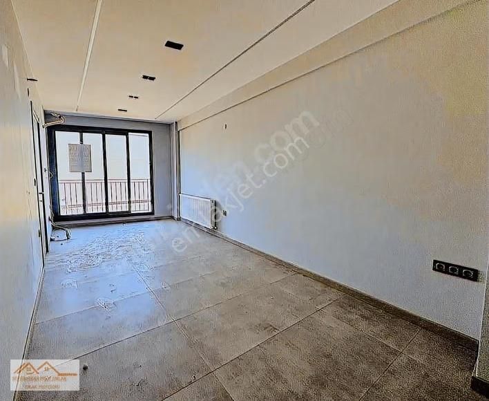 Seferihisar Çarşı Girişinde Kiralık Sıfır 1+1 Ultra Lüks Daire - Görsel 16