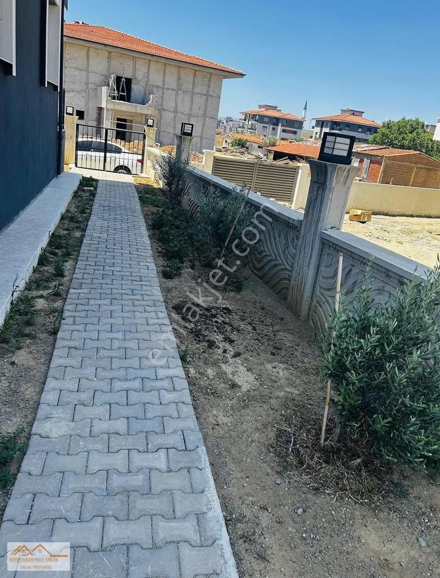 Seferihisar Merkezde Okul Yanı Bahçe Kullanımlı Önüaçık 2+1daire - Görsel 20