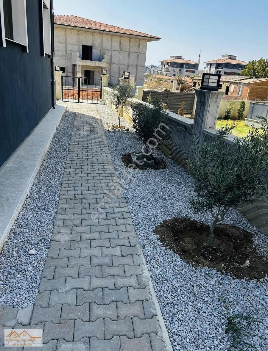 Seferihisar Merkezde Okul Yanı Bahçe Kullanımlı Önüaçık 2+1daire - Görsel 7